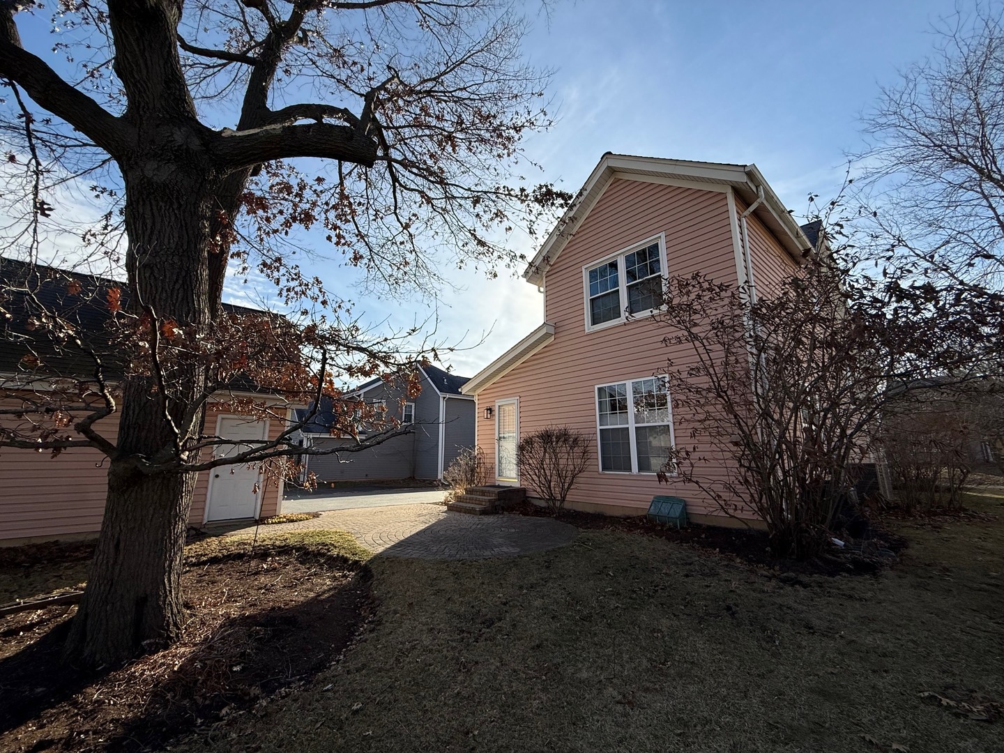 3293 Country Lane