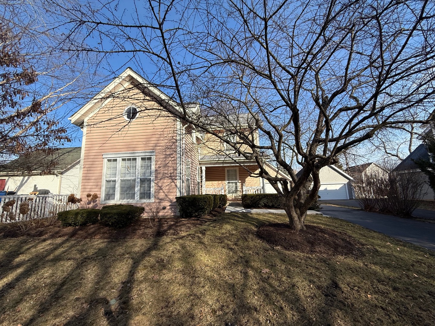 3293 Country Lane