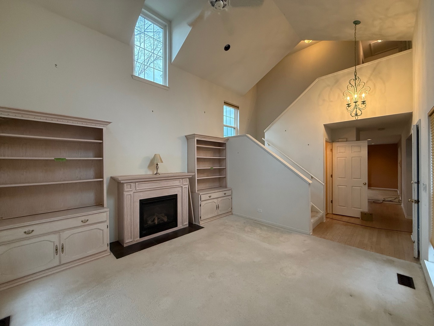 3293 Country Lane