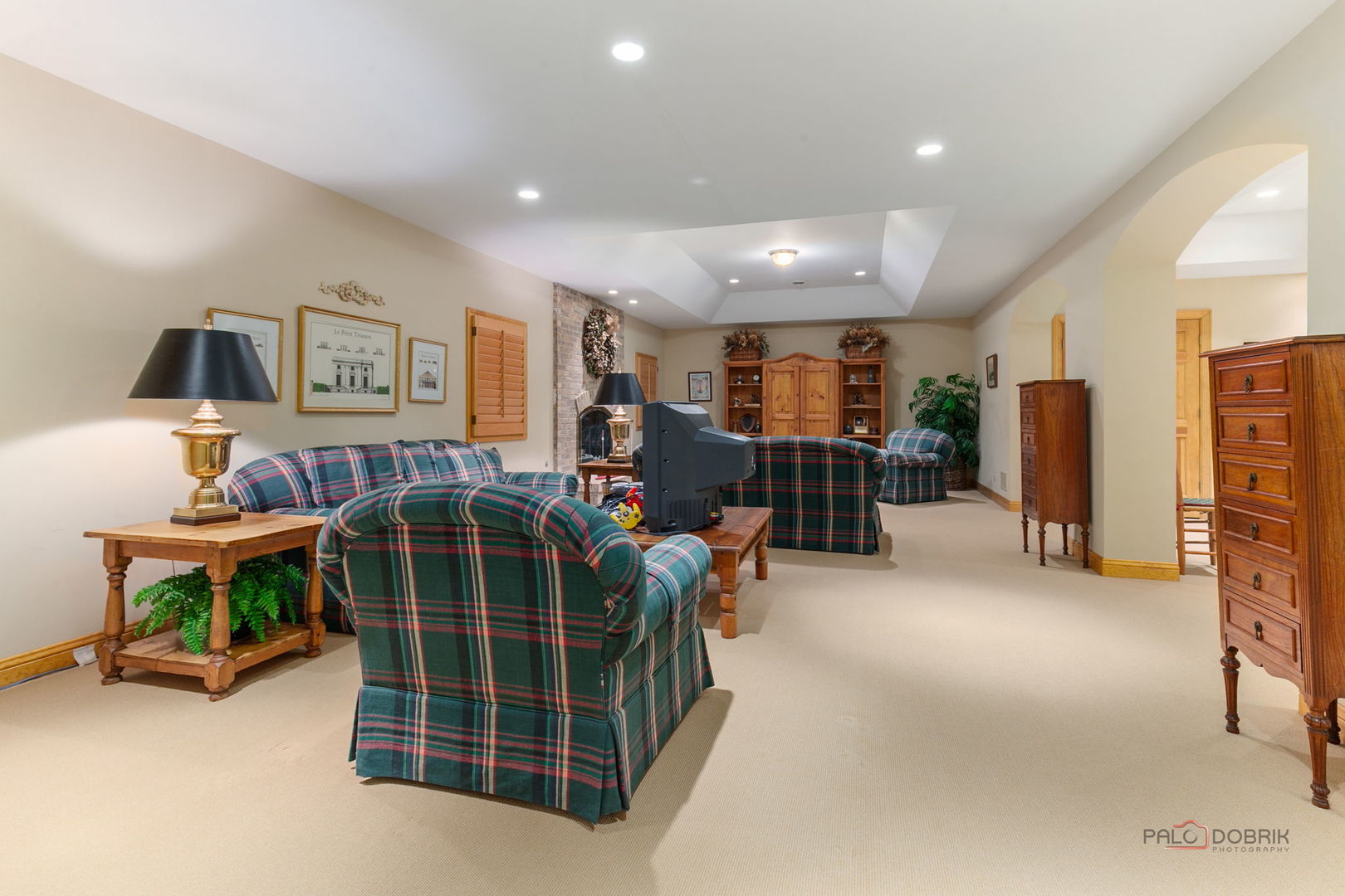 1271 N Green Bay Road