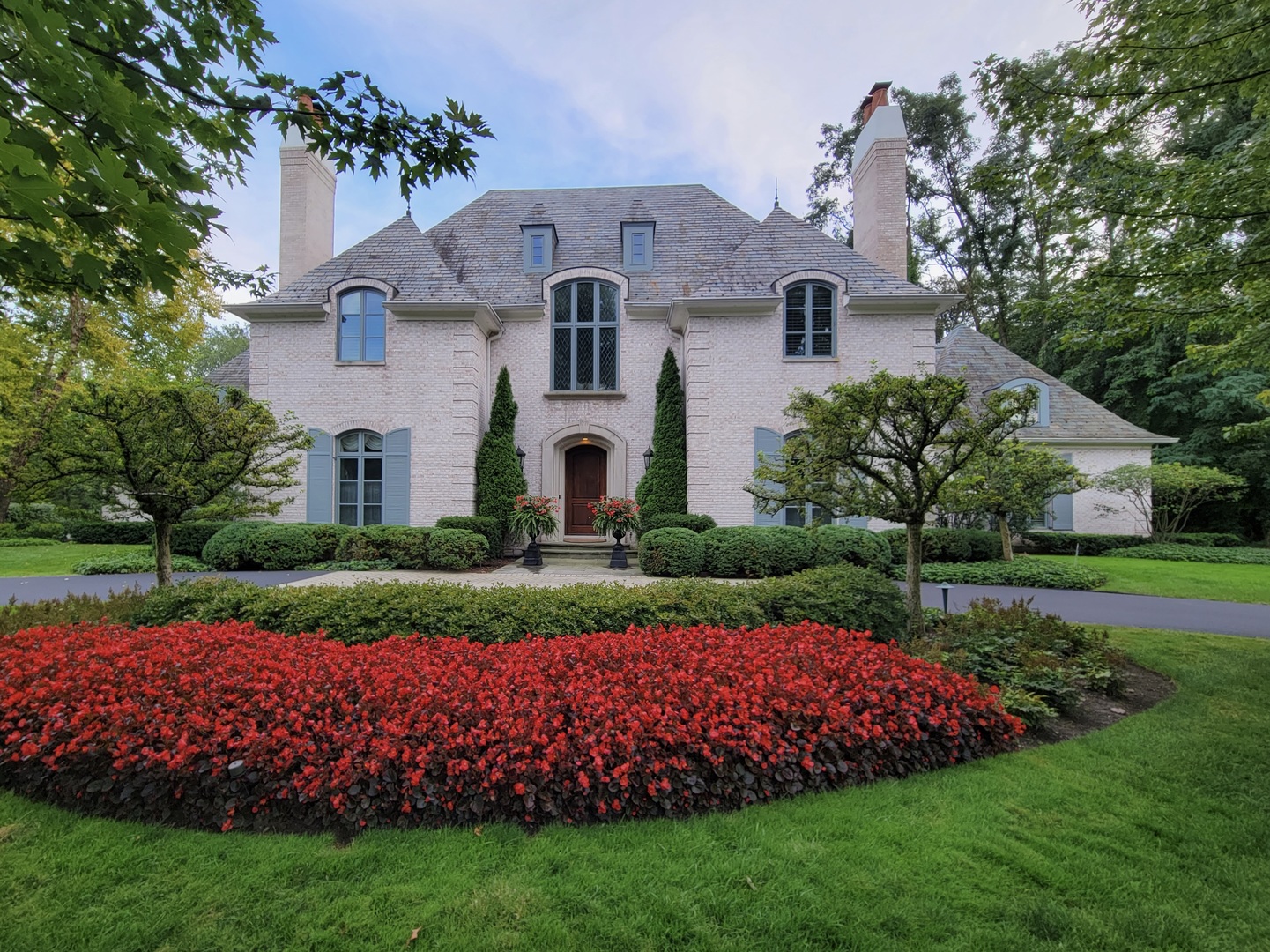 1271 N Green Bay Road