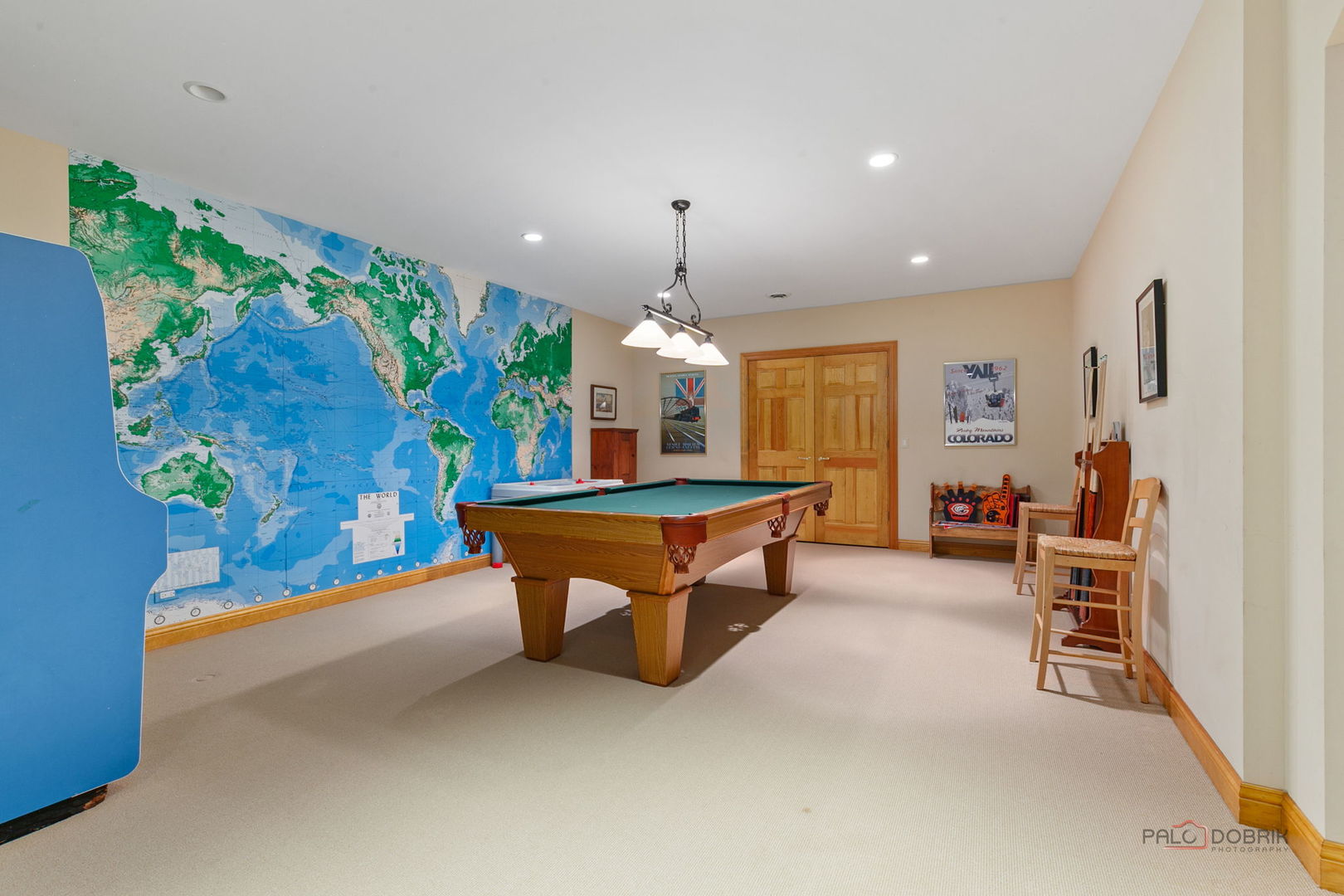 1271 N Green Bay Road