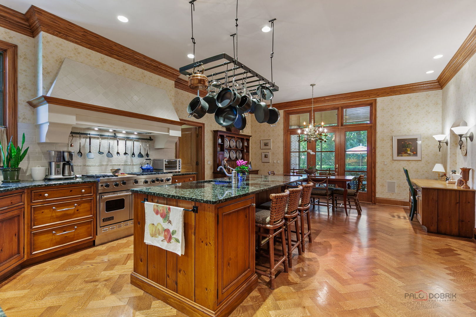1271 N Green Bay Road