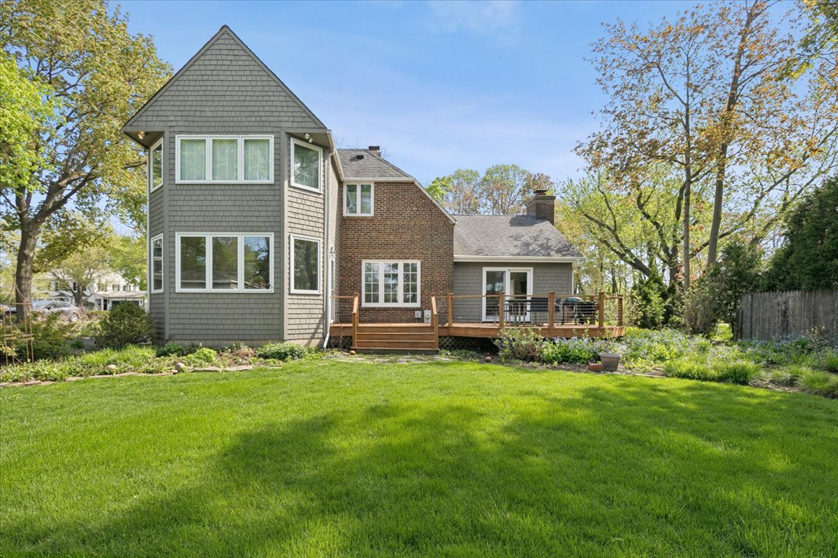 6 E Witchwood Lane