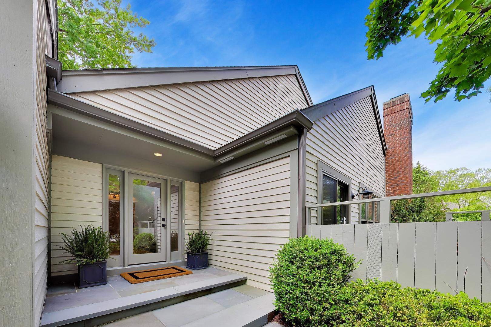 32 Warrington Drive