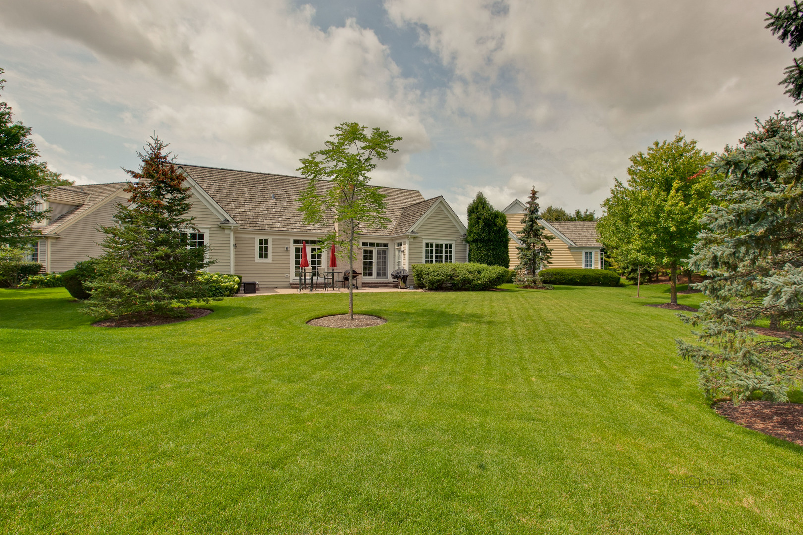 655 S Buckingham Court