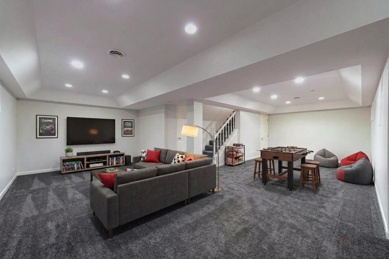 158 N Royal Oak Drive