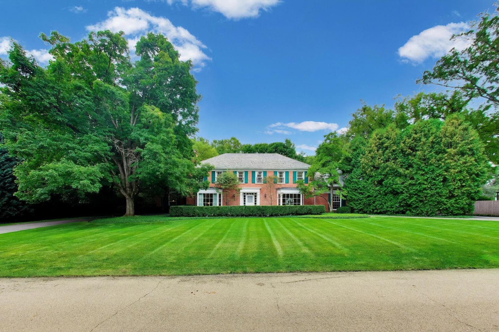 197 N Green Bay Road