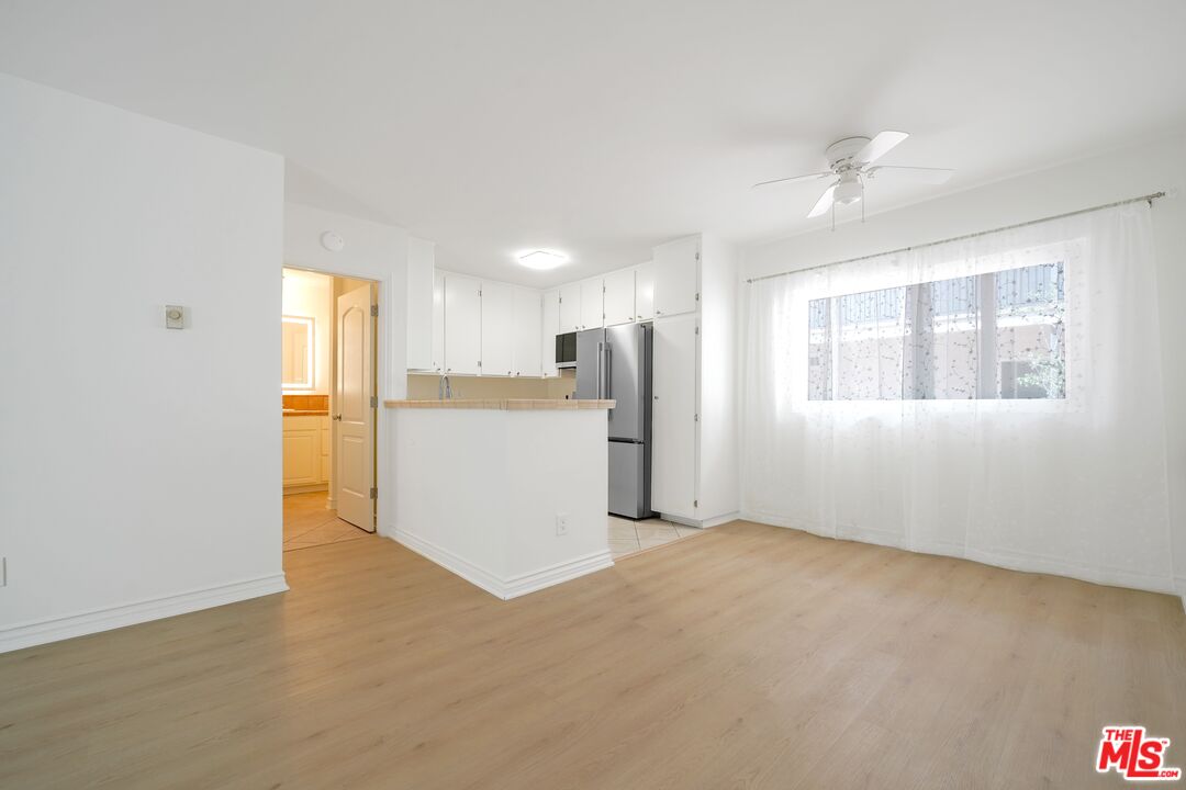 9005 Cynthia St Unit: 103