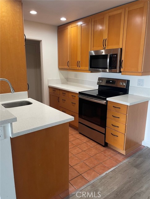 8530 Holloway DR Unit: 418