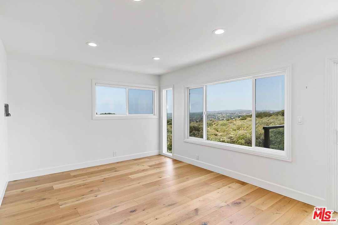 1884 Del Mar Ave