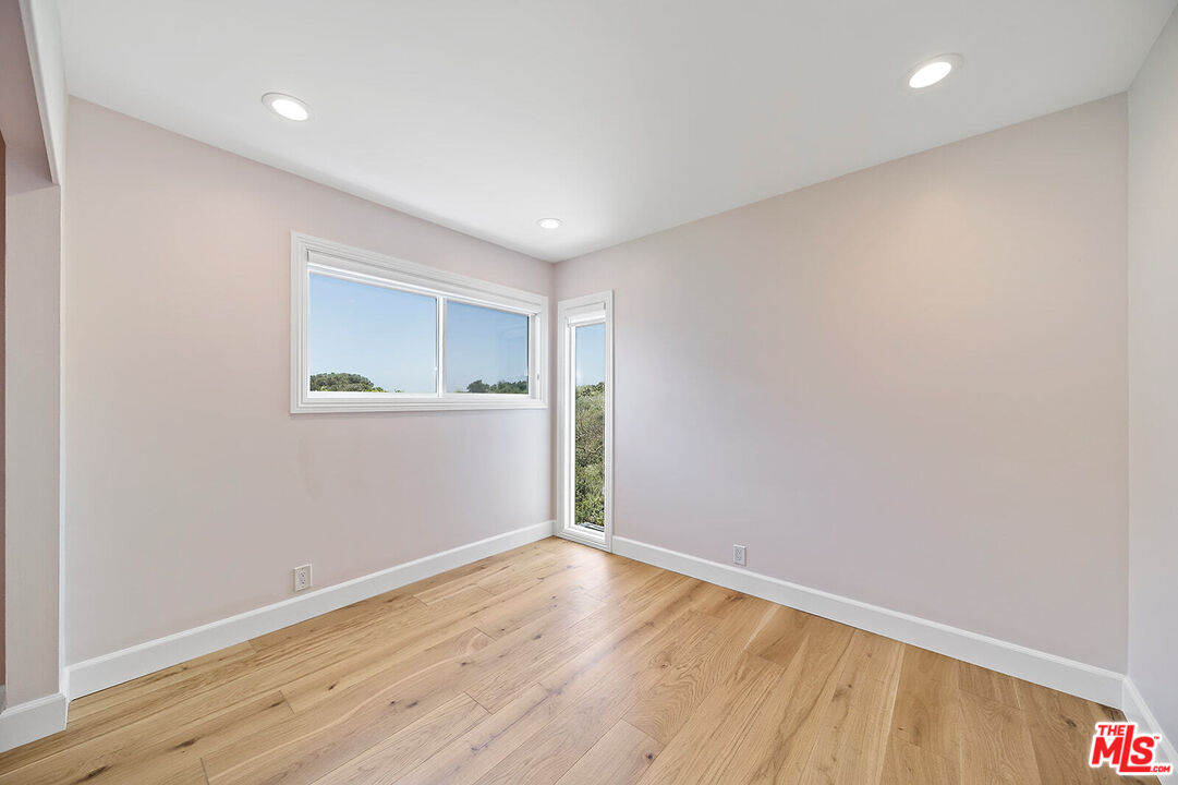 1884 Del Mar Ave