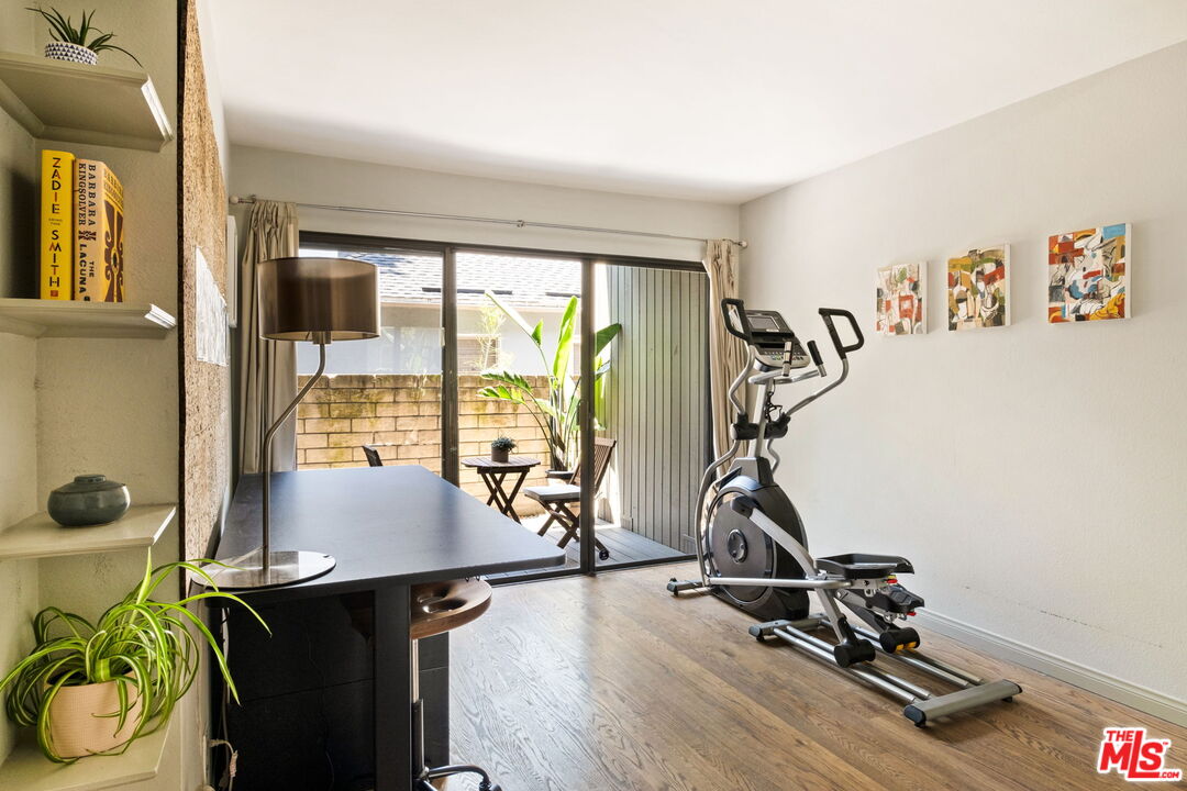 4336 Babcock Ave Unit: 103