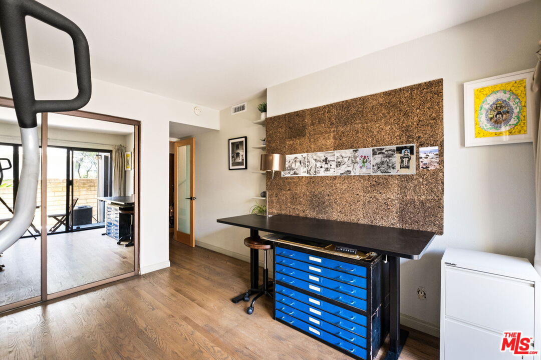 4336 Babcock Ave Unit: 103