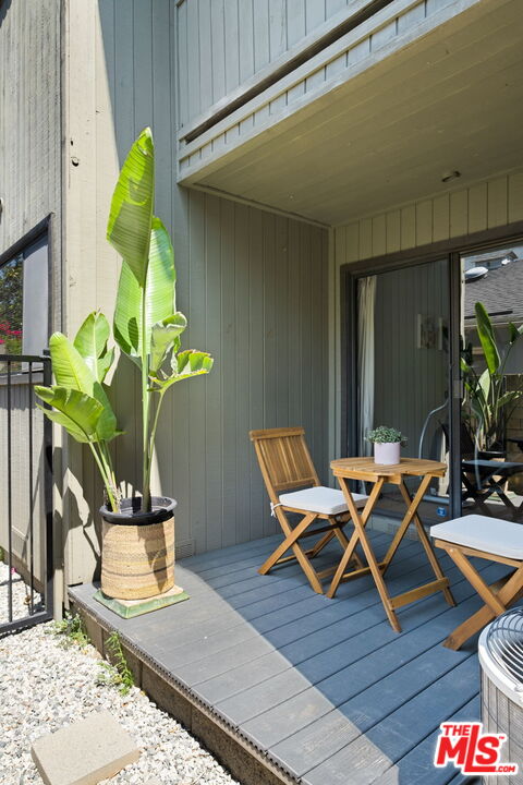 4336 Babcock Ave Unit: 103