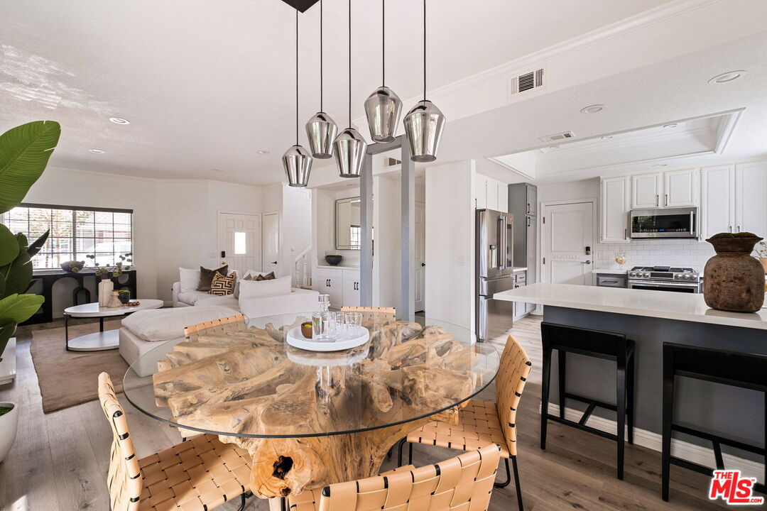 340 E 20th St Unit: A1