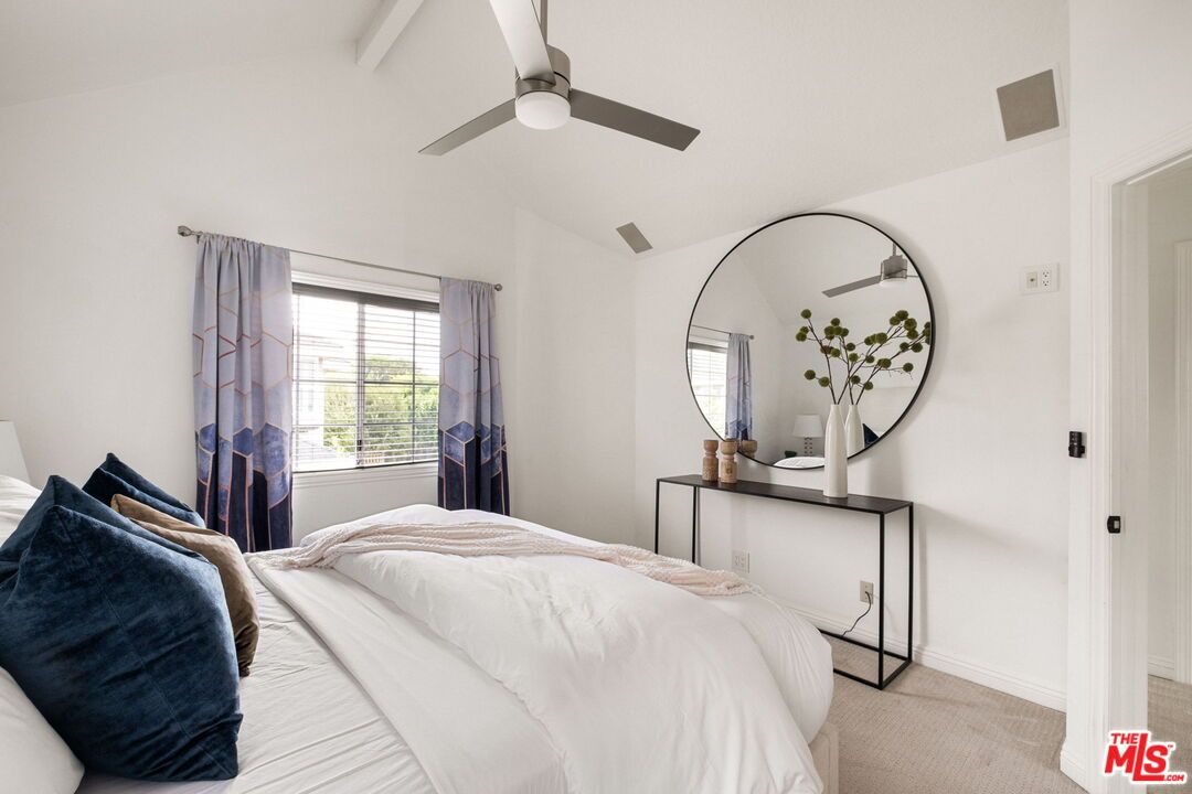 340 E 20th St Unit: A1