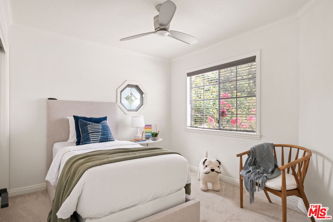 340 E 20th St Unit: A1