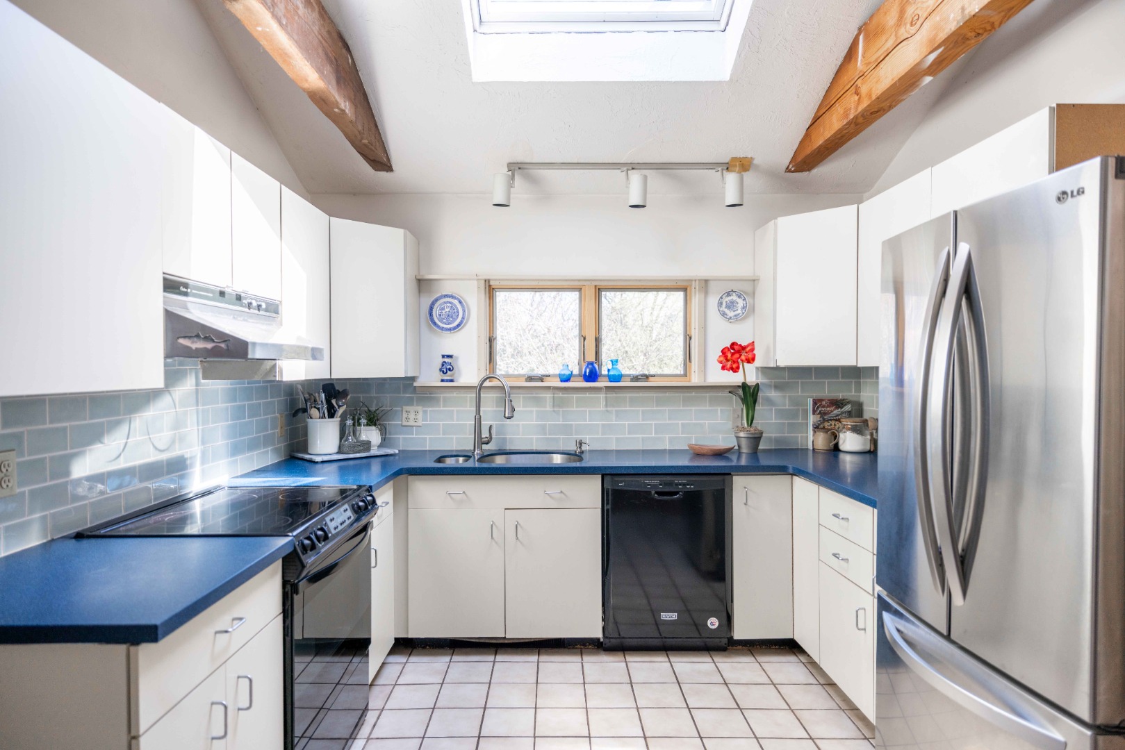 46 Hooper Farm Road