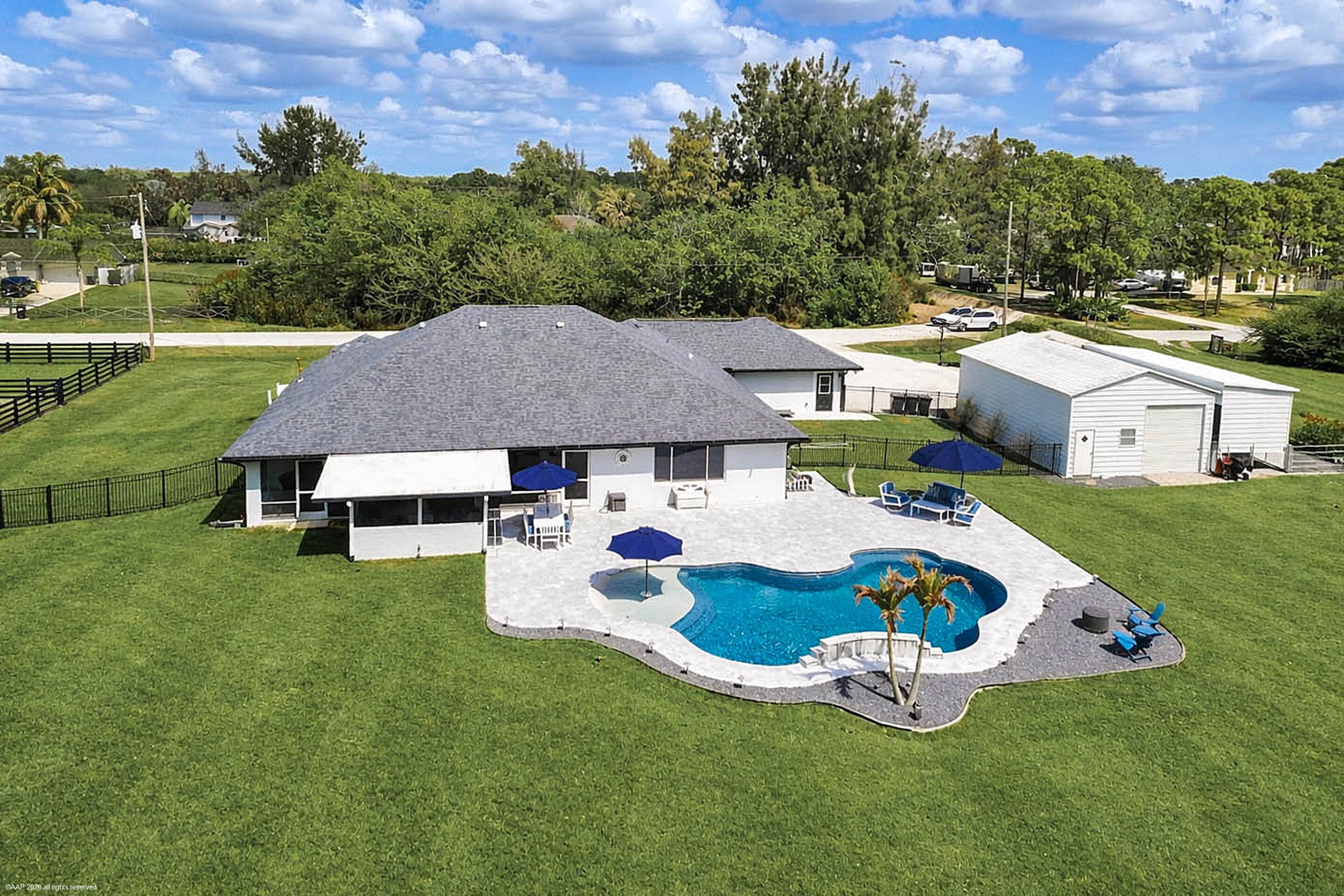 17290 33rd Road N