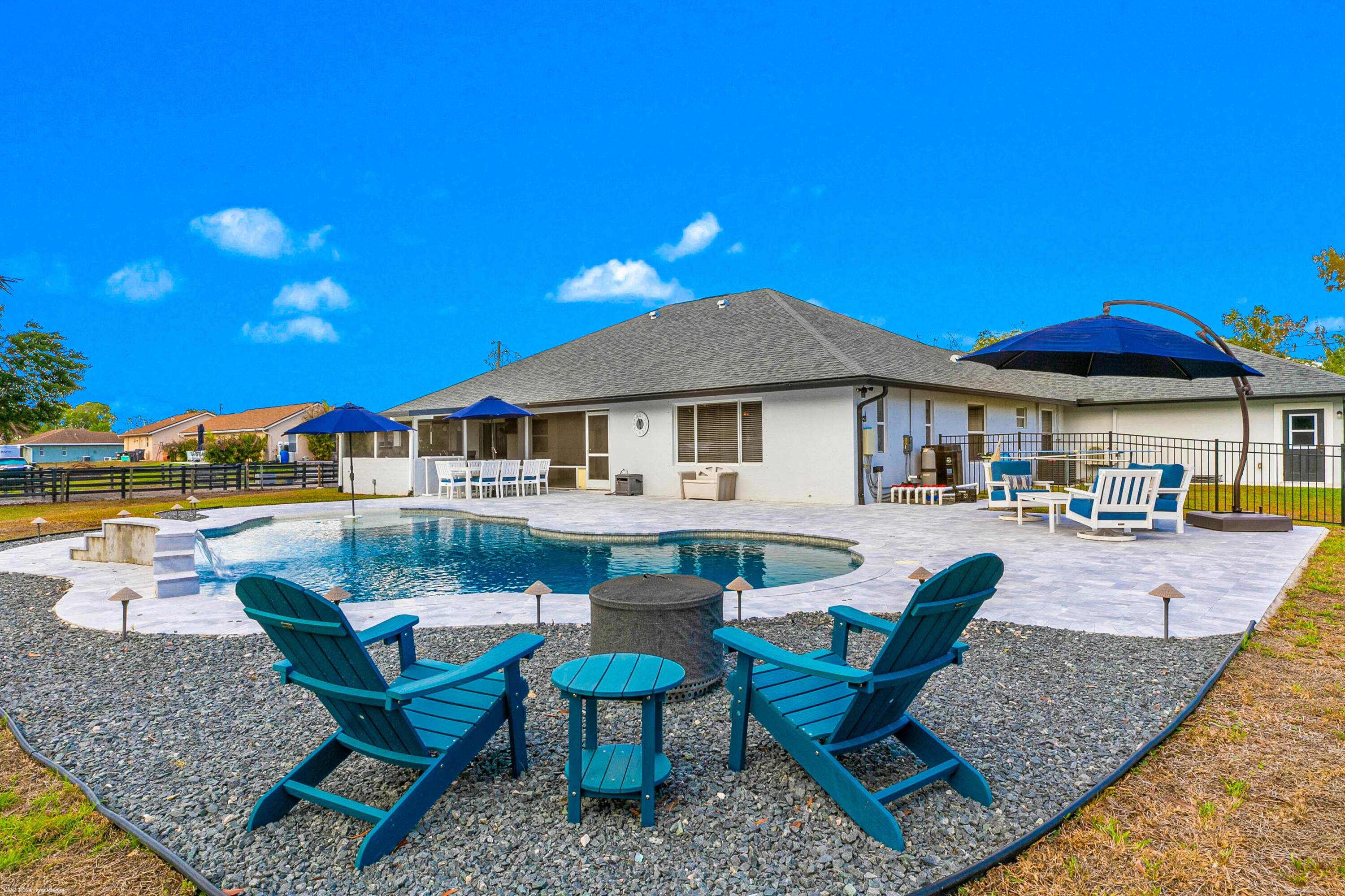 17290 33rd Road N
