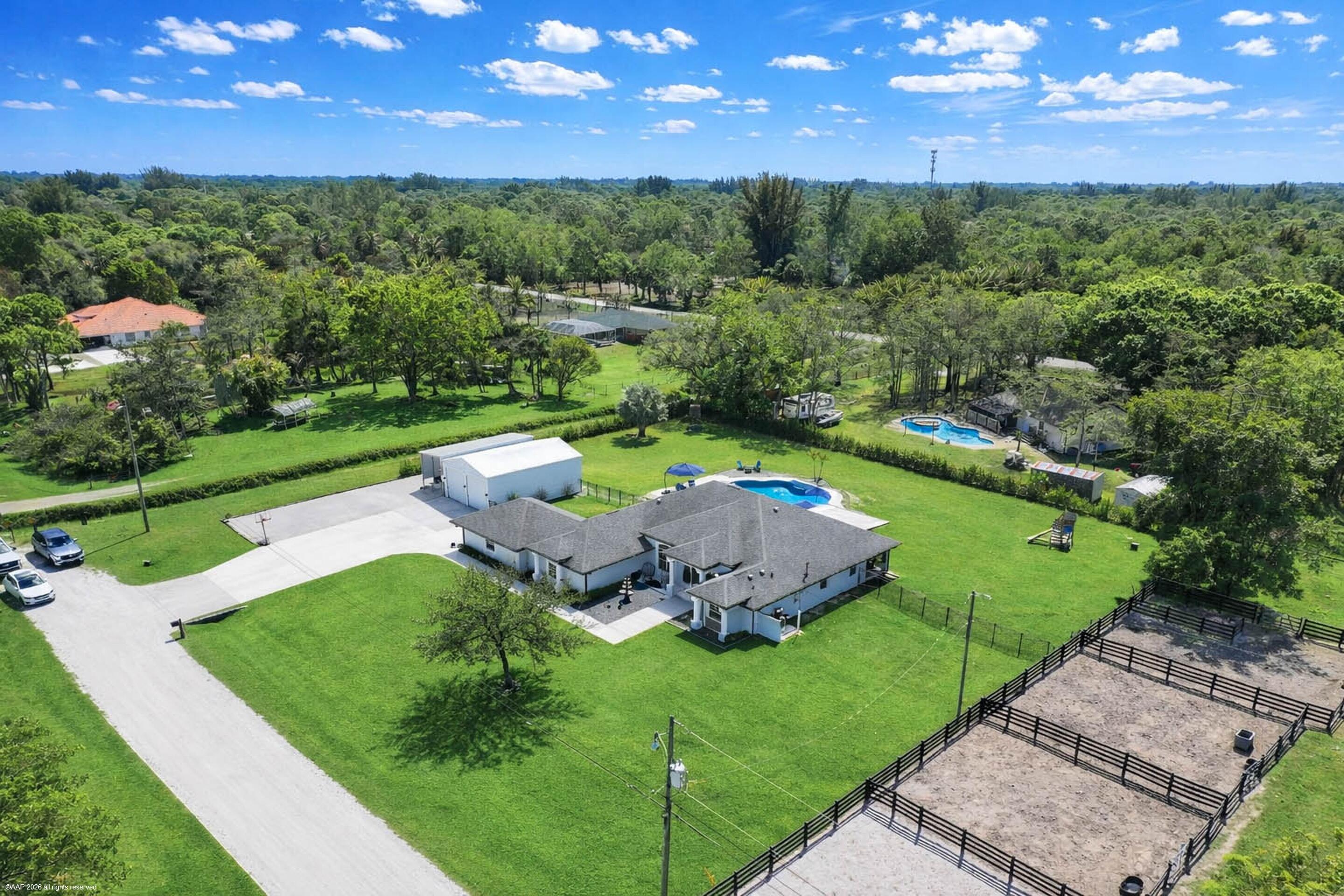 17290 33rd Road N