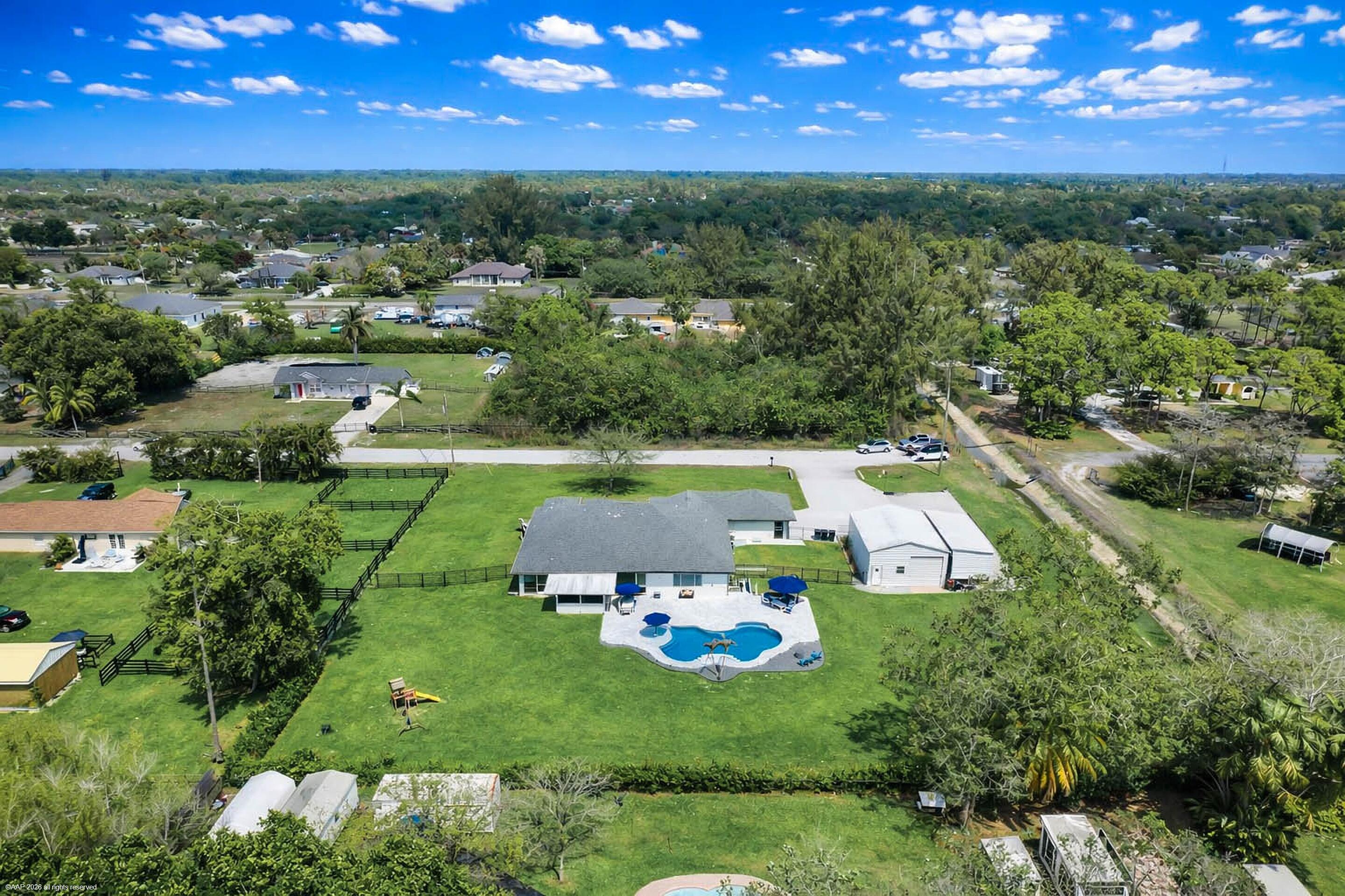 17290 33rd Road N