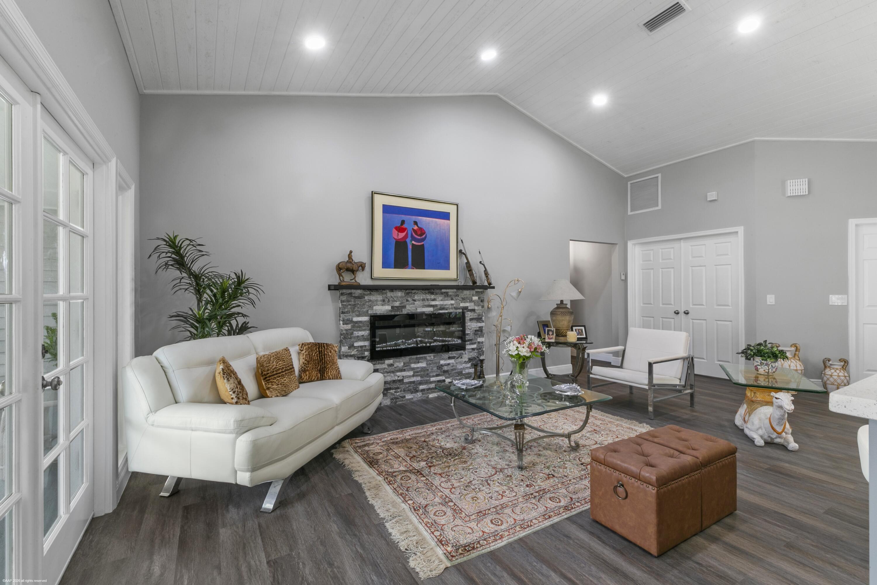 12635 Timber Ridge Circle