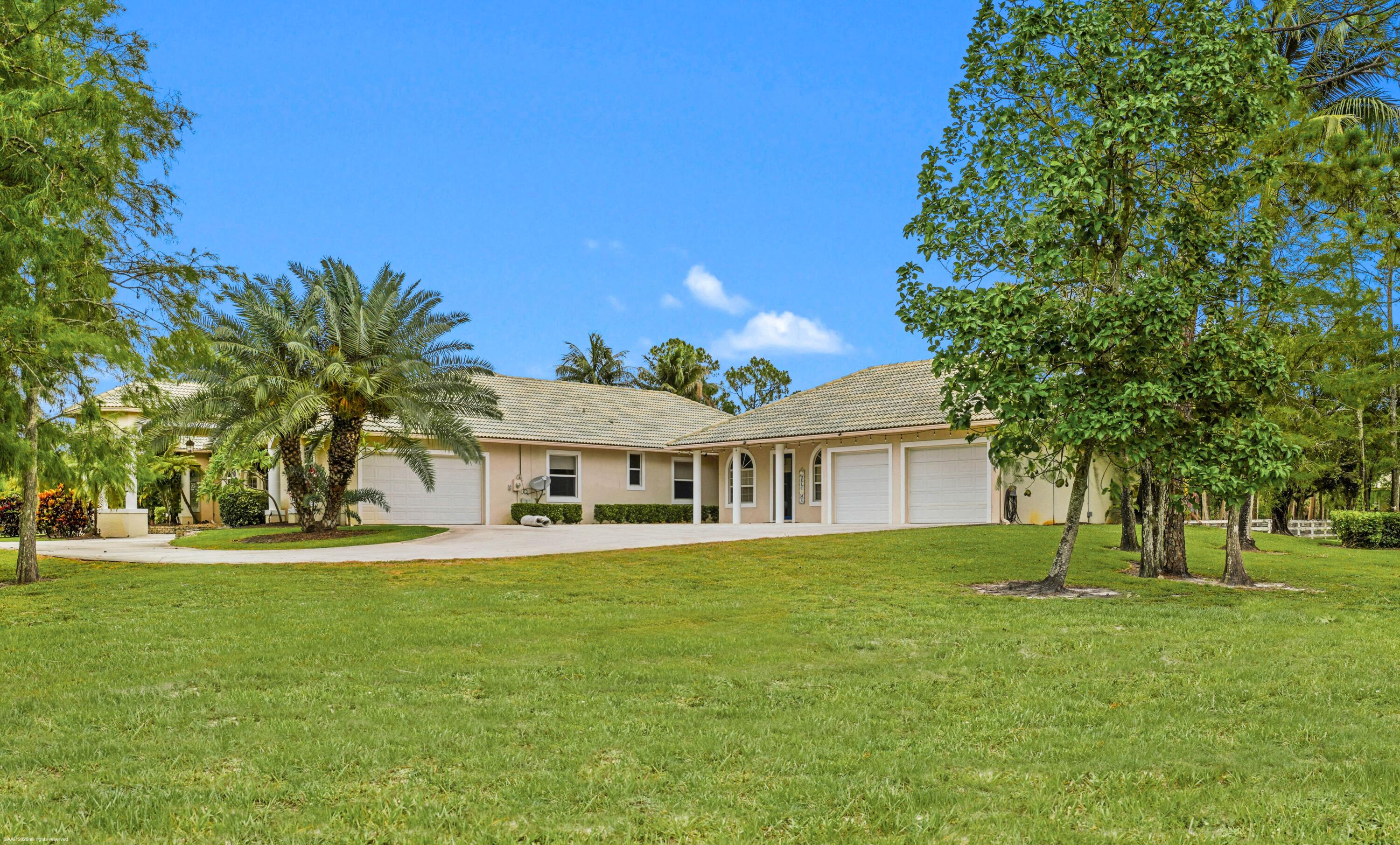 2560 Buck Ridge Trail