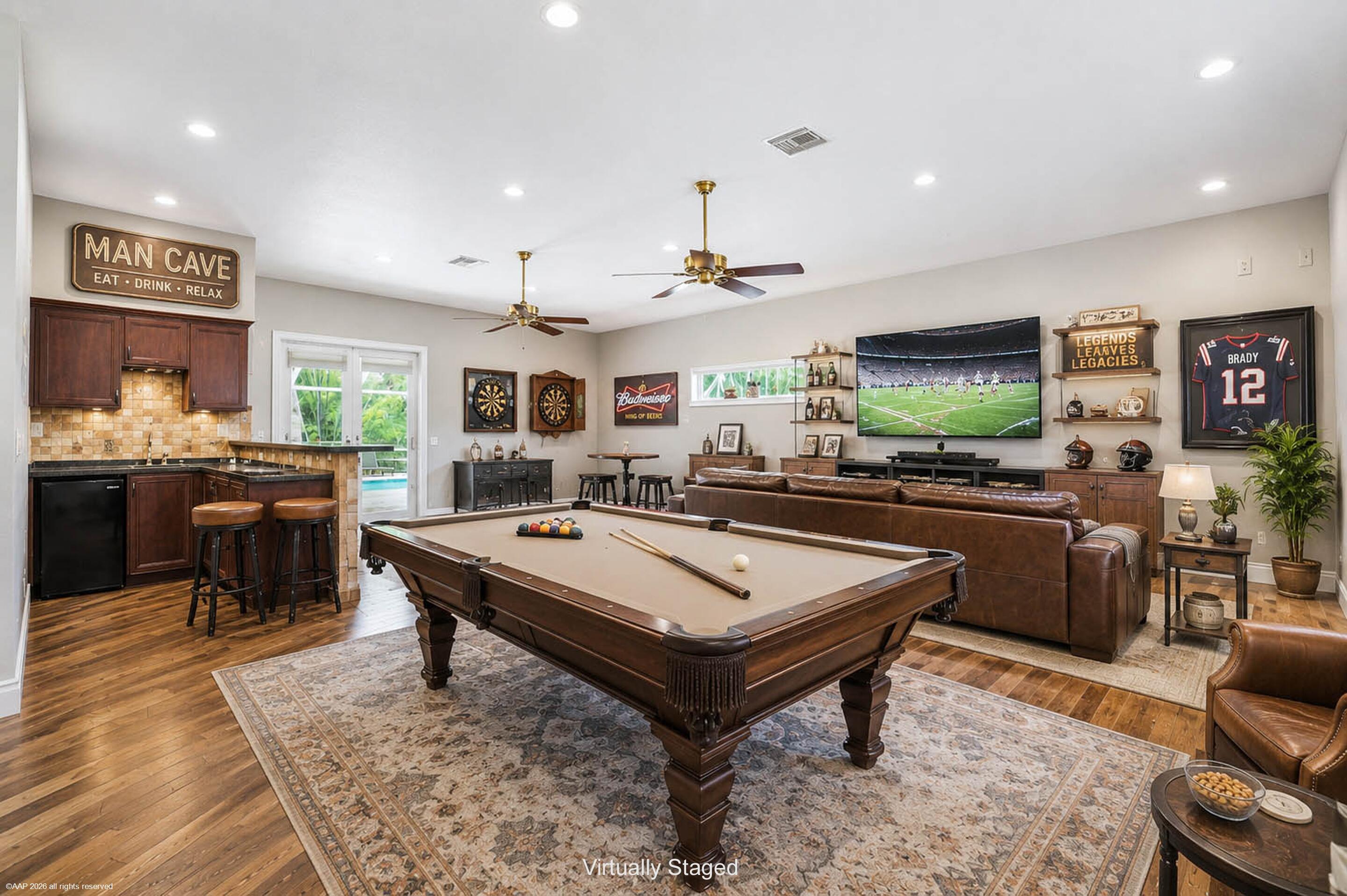 2560 Buck Ridge Trail