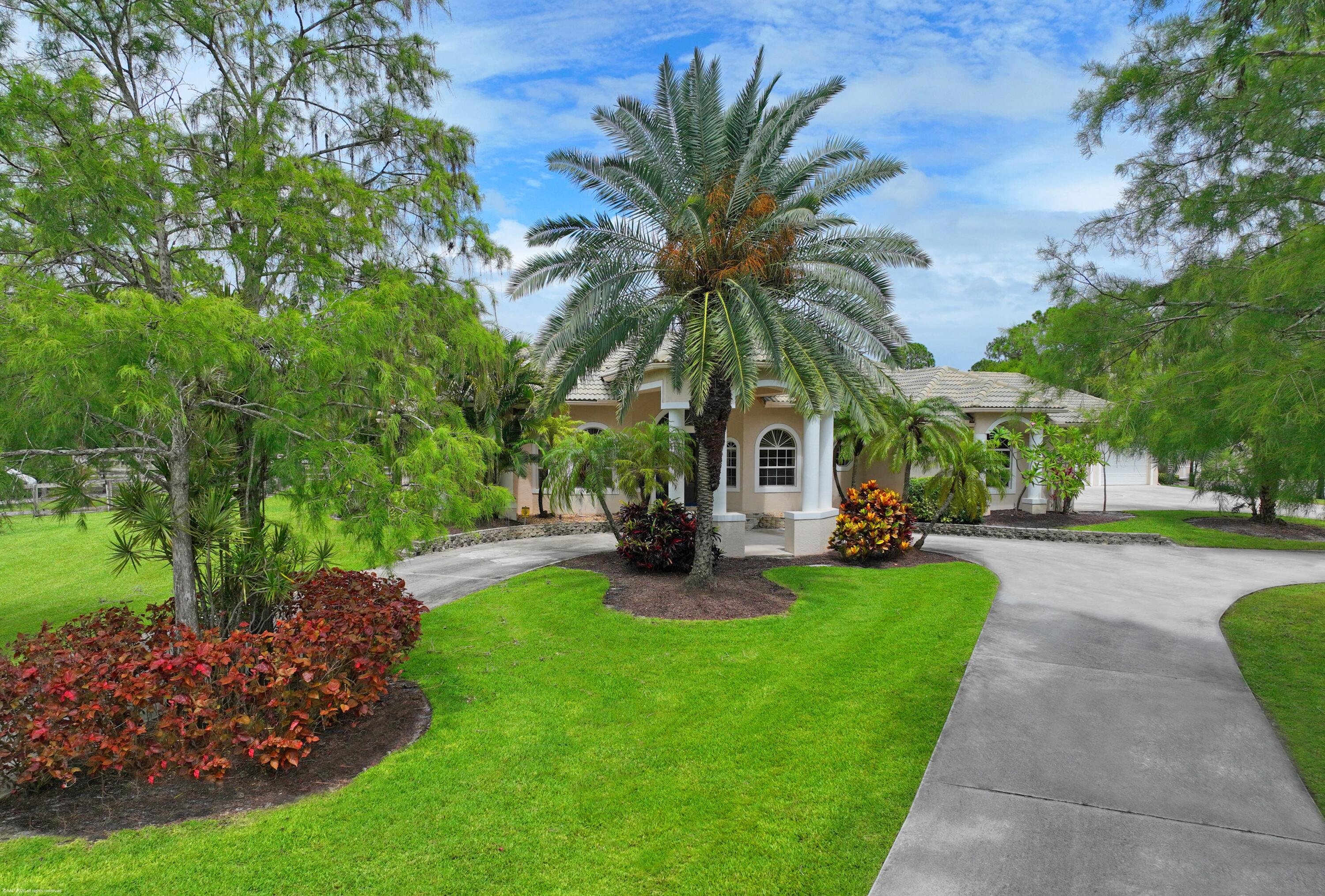 2560 Buck Ridge Trail