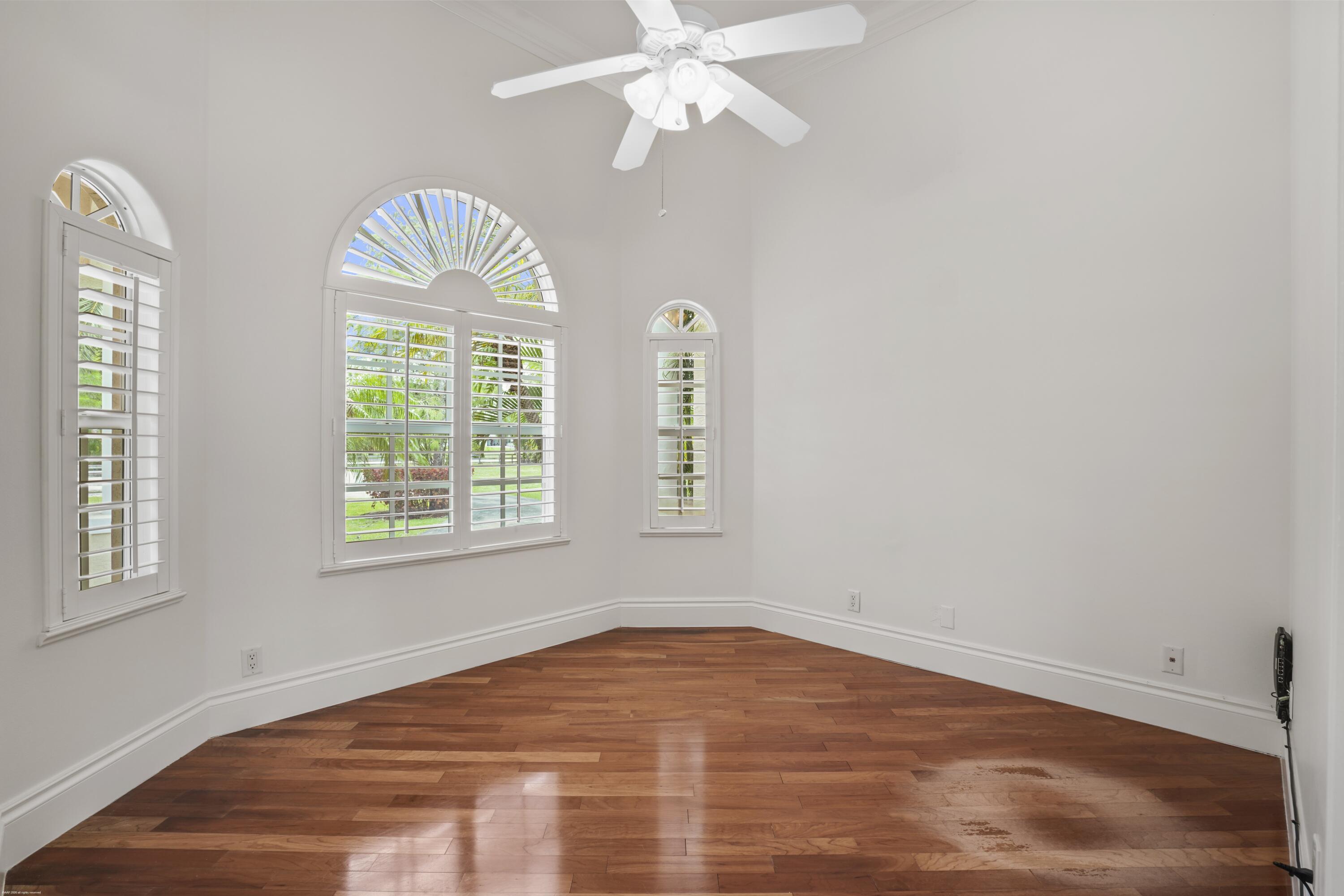 2560 Buck Ridge Trail