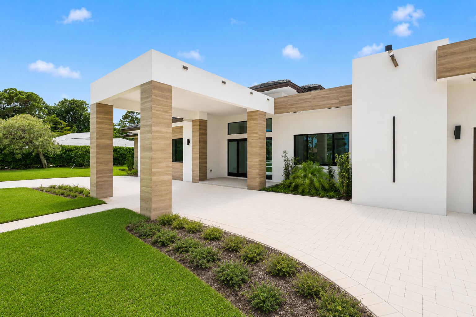 14817 Paddock Drive
