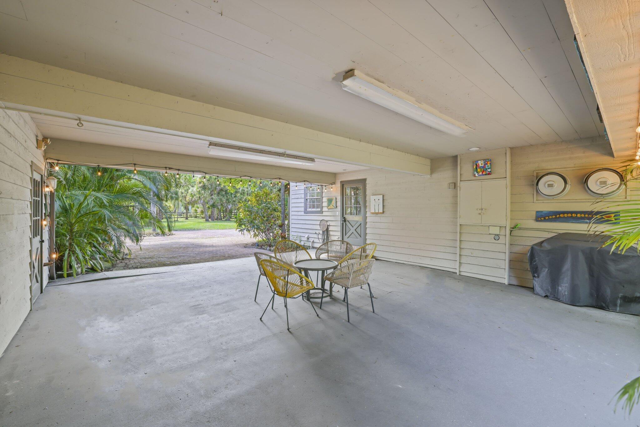 790 E Rambling Drive