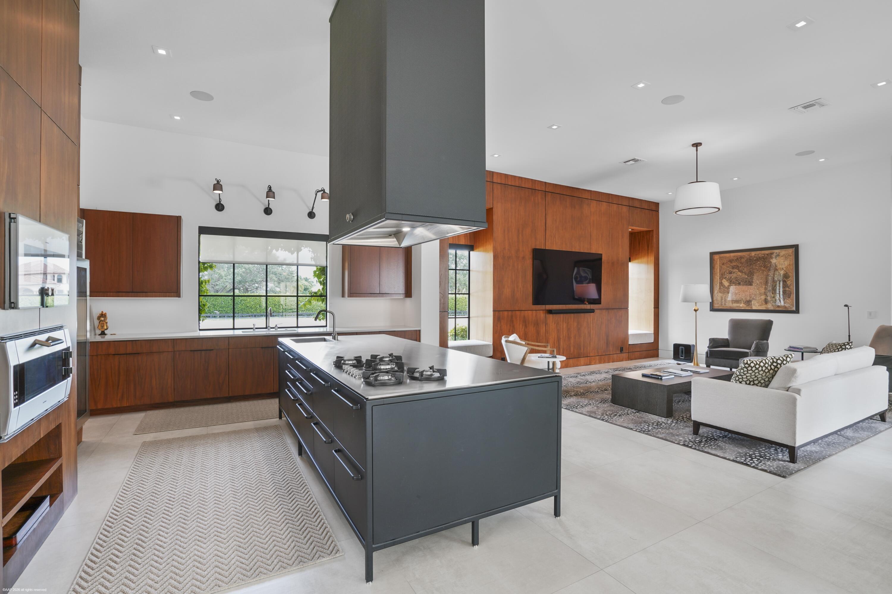 15590 SEA MIST Lane