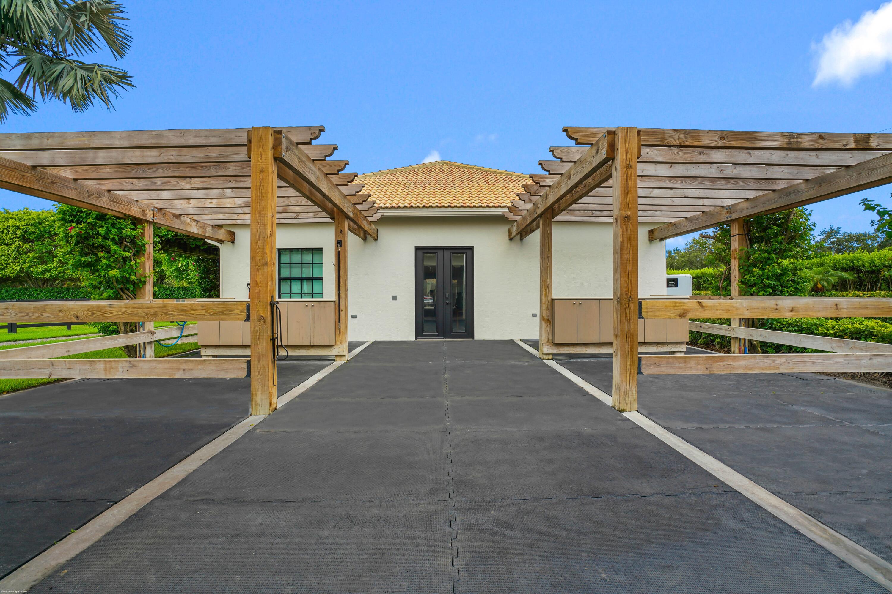 15590 SEA MIST Lane