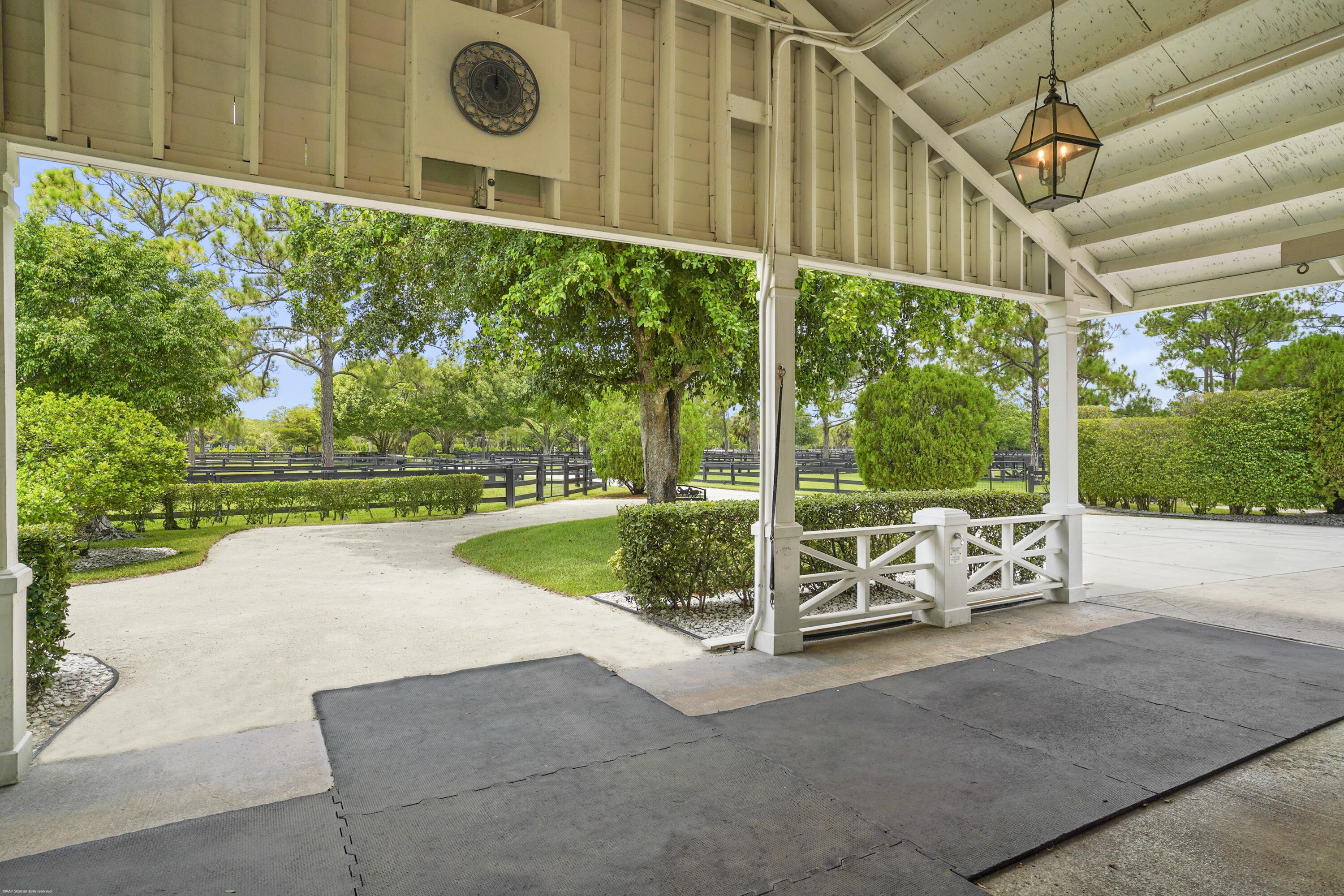 2740 Buck Ridge Trail