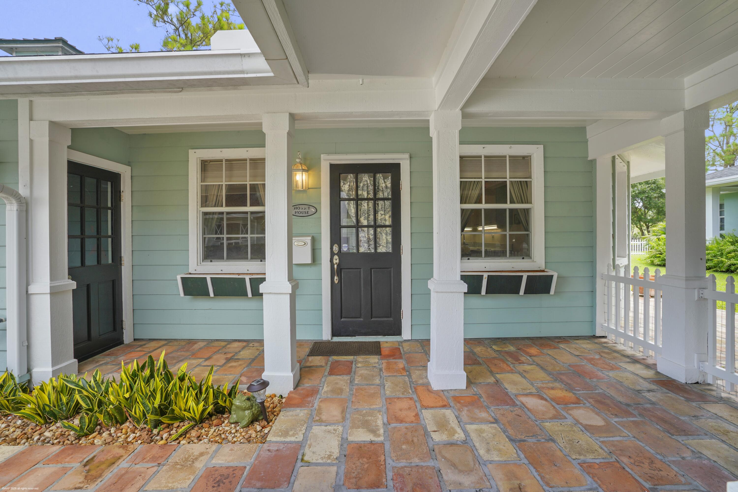 2740 Buck Ridge Trail