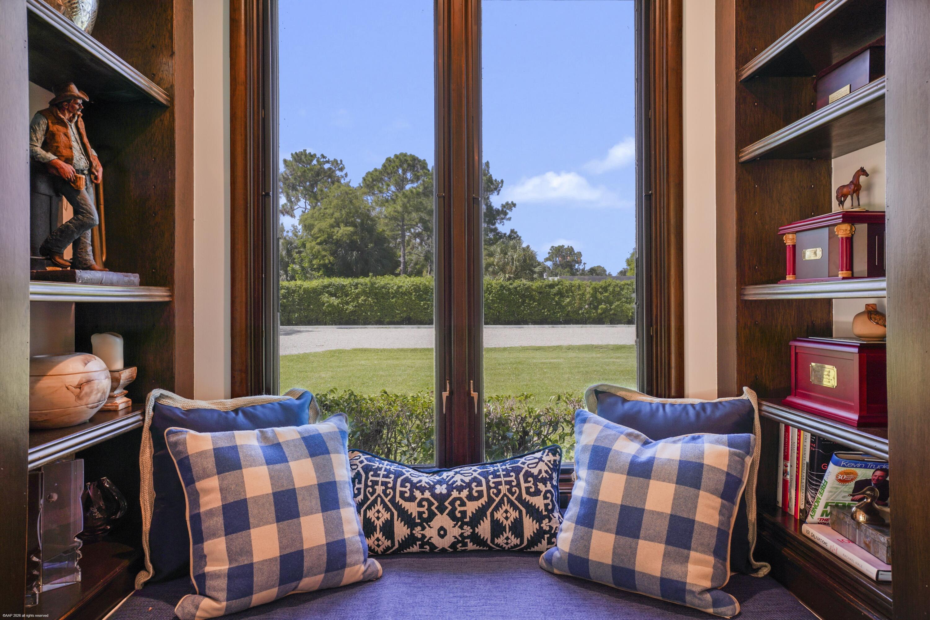 2740 Buck Ridge Trail