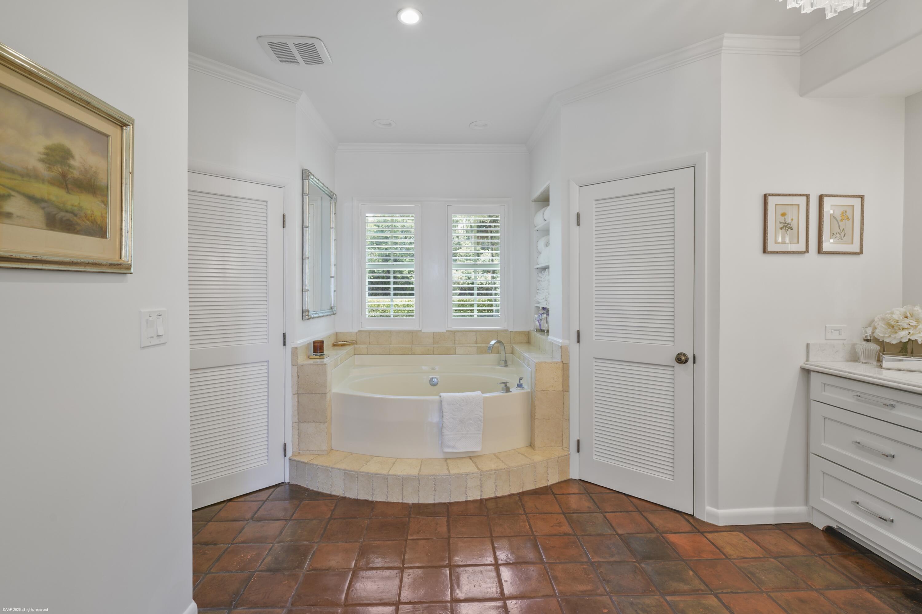 2740 Buck Ridge Trail