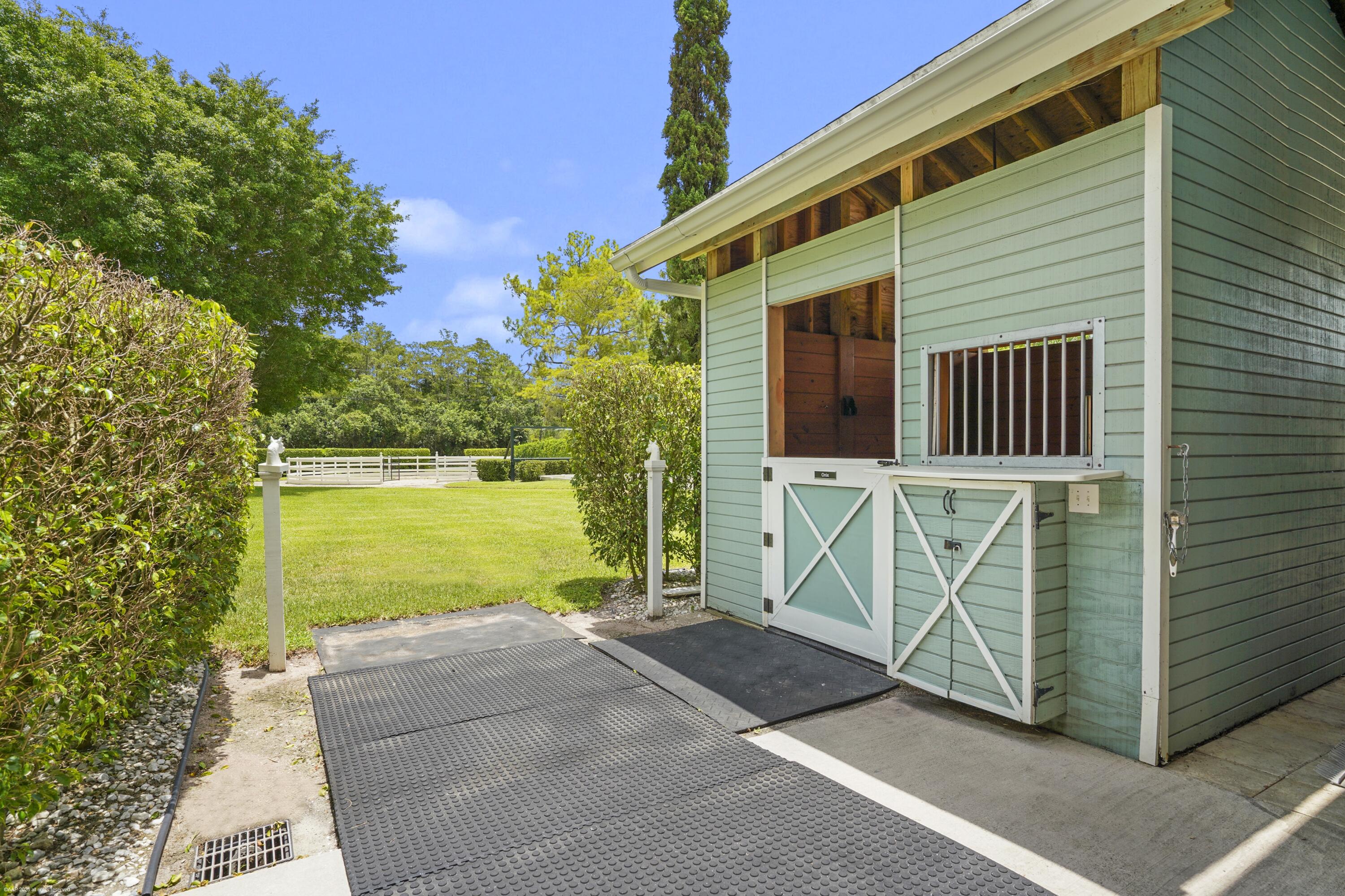 2740 Buck Ridge Trail