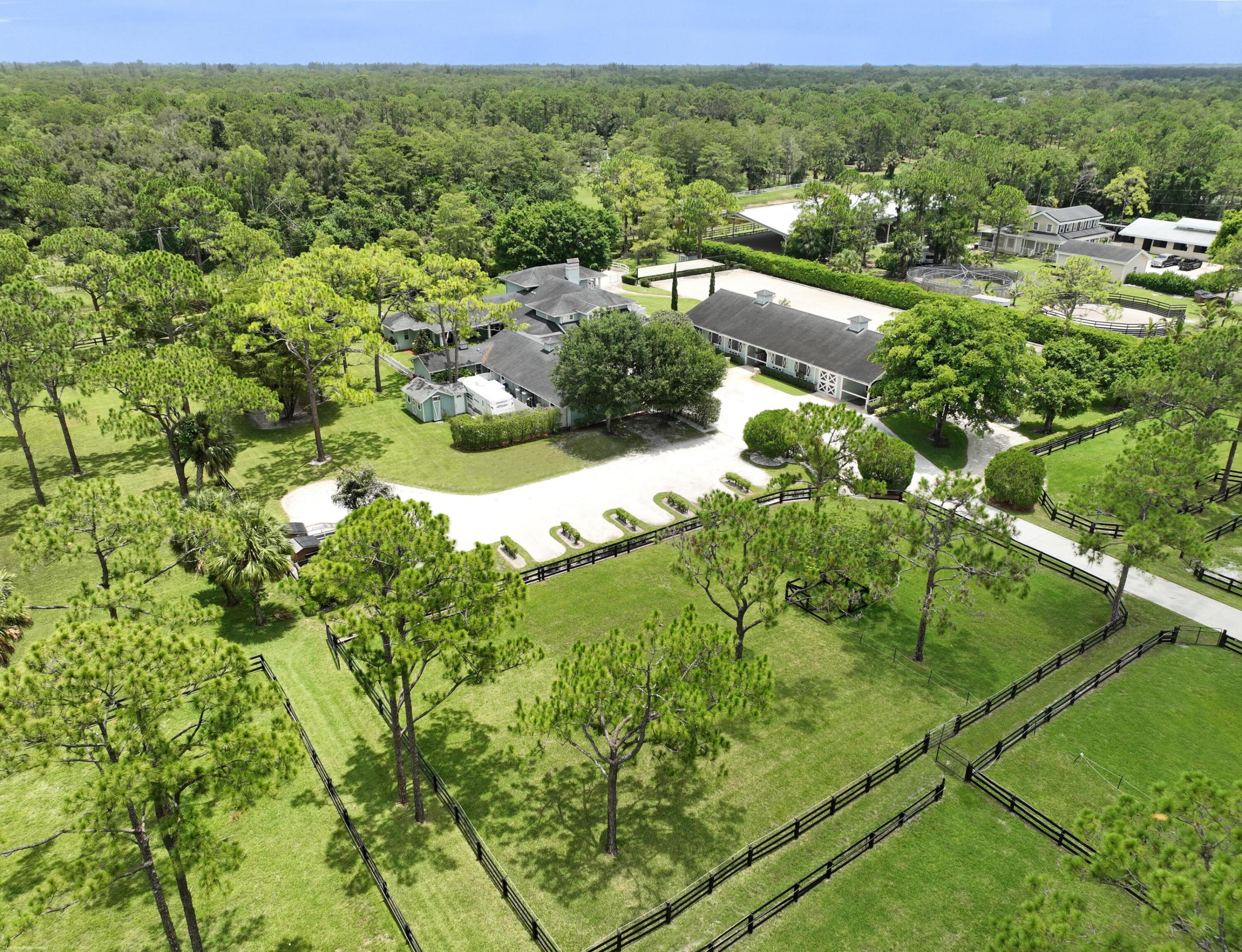 2740 Buck Ridge Trail