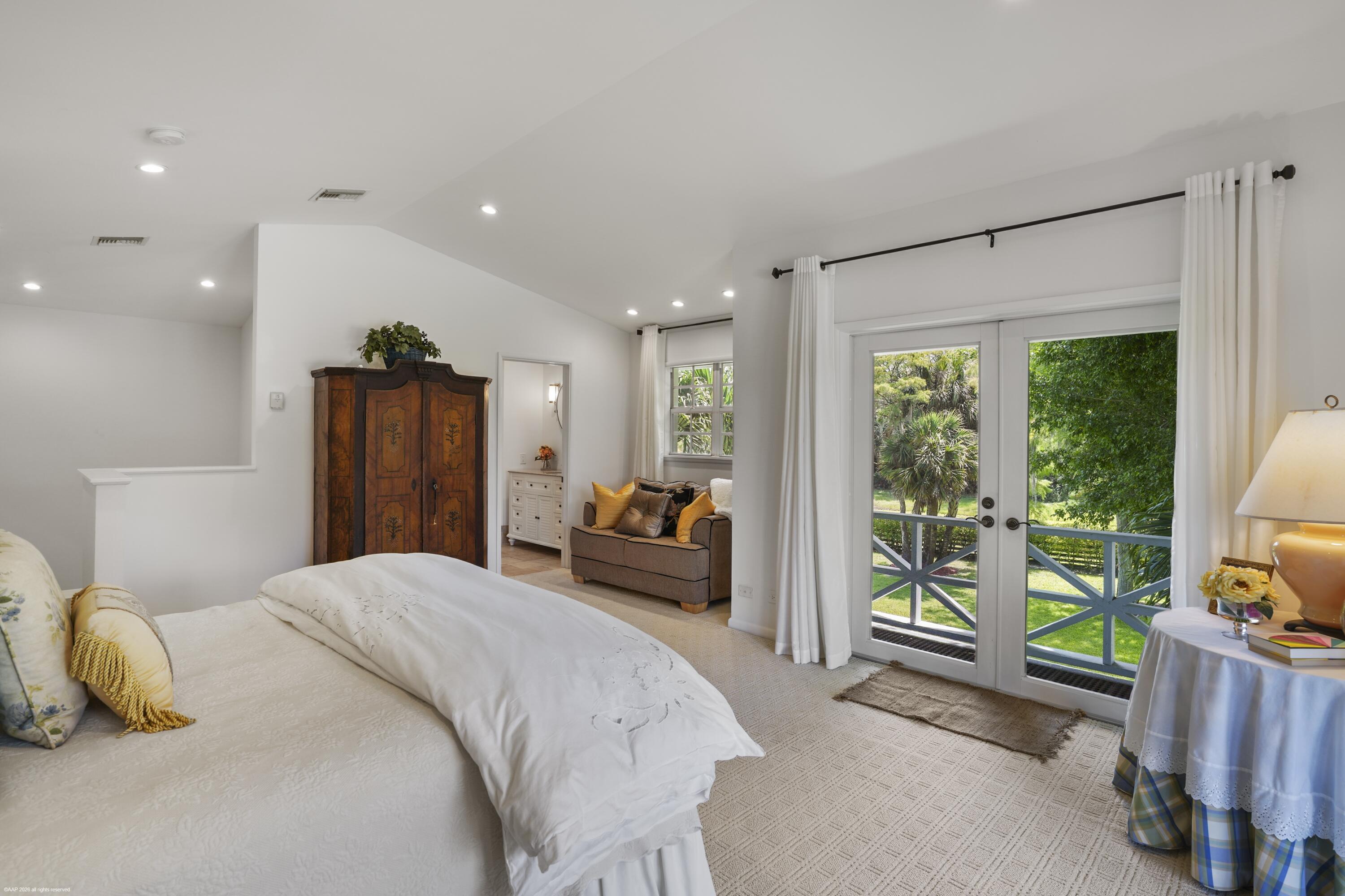 2740 Buck Ridge Trail