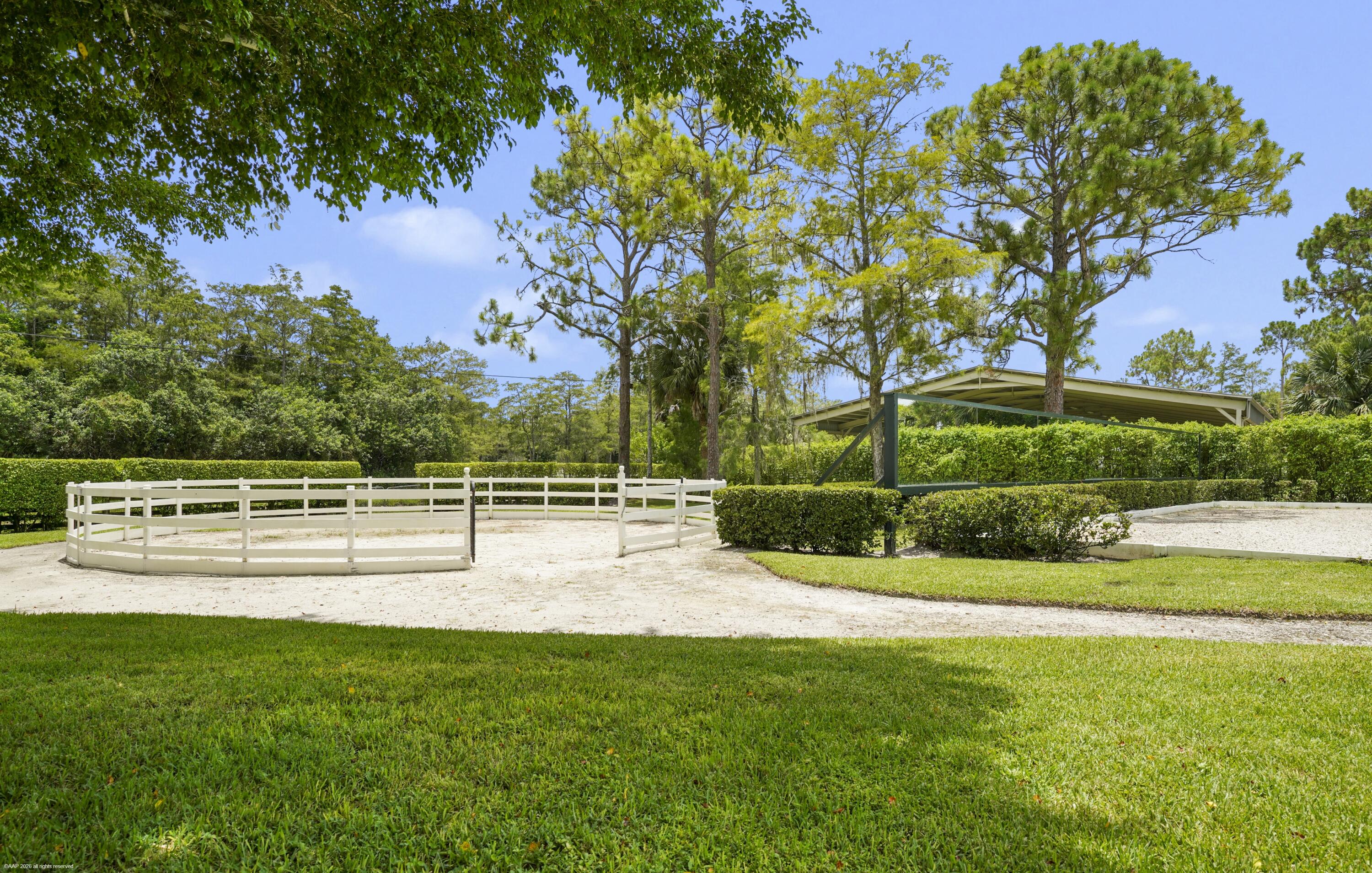 2740 Buck Ridge Trail