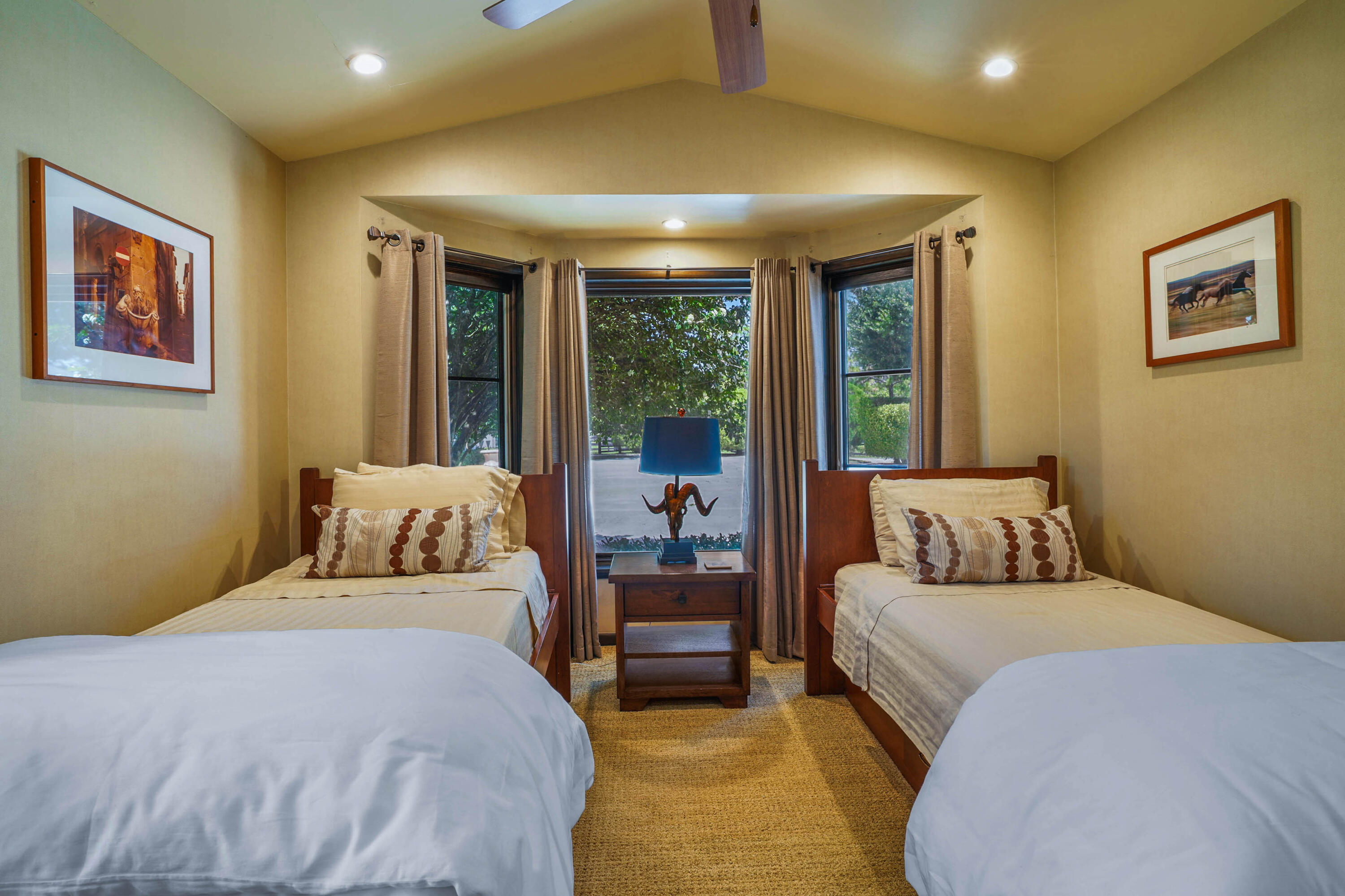 2740 Buck Ridge Trail