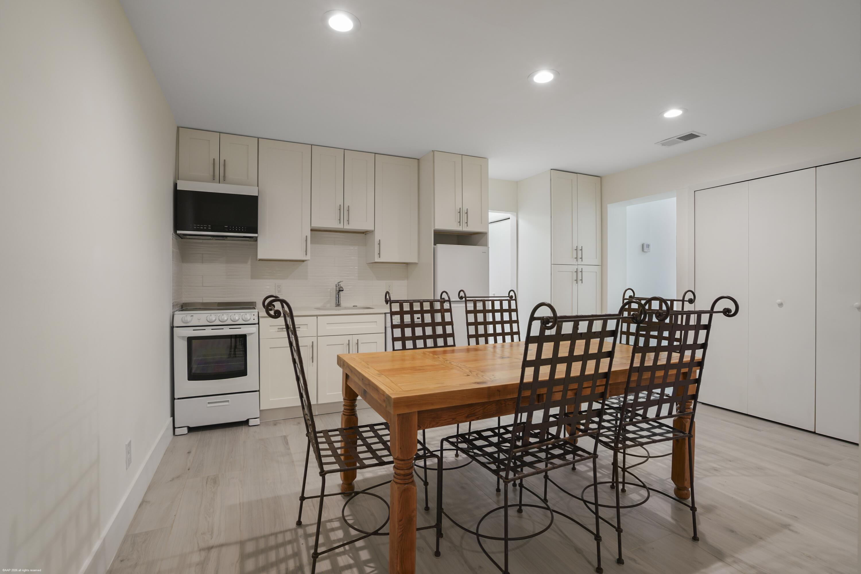 3516 Hanover Circle