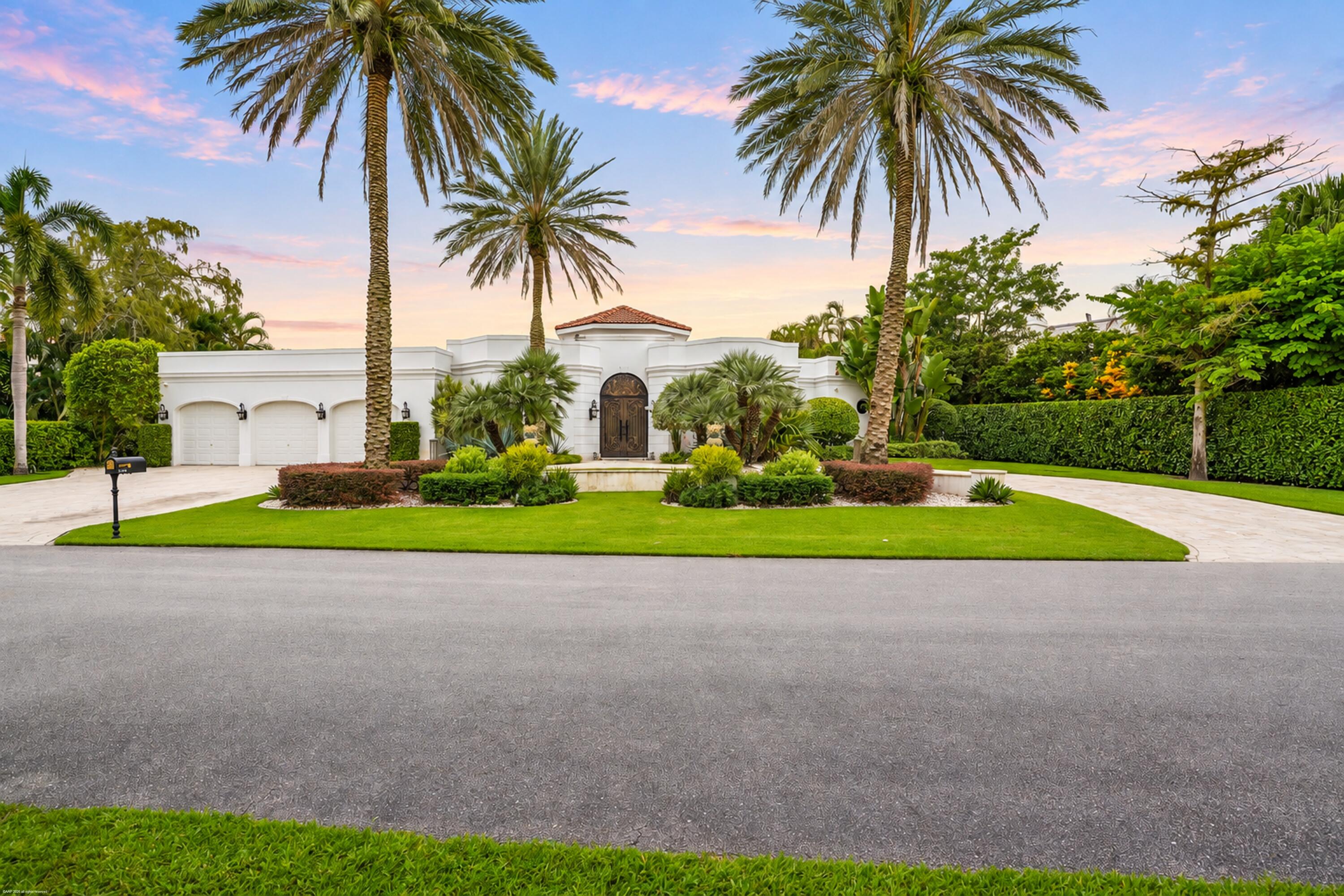 2344 Golf Brook Drive Wellington Fl Us 33414 B26085566