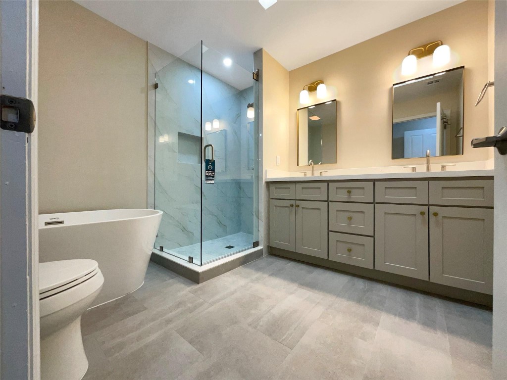 12785 Meadowbreeze Dr