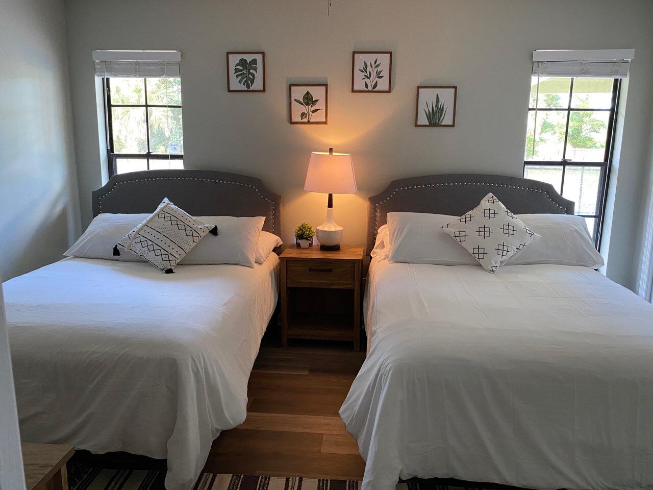 12073 Old Country Road N