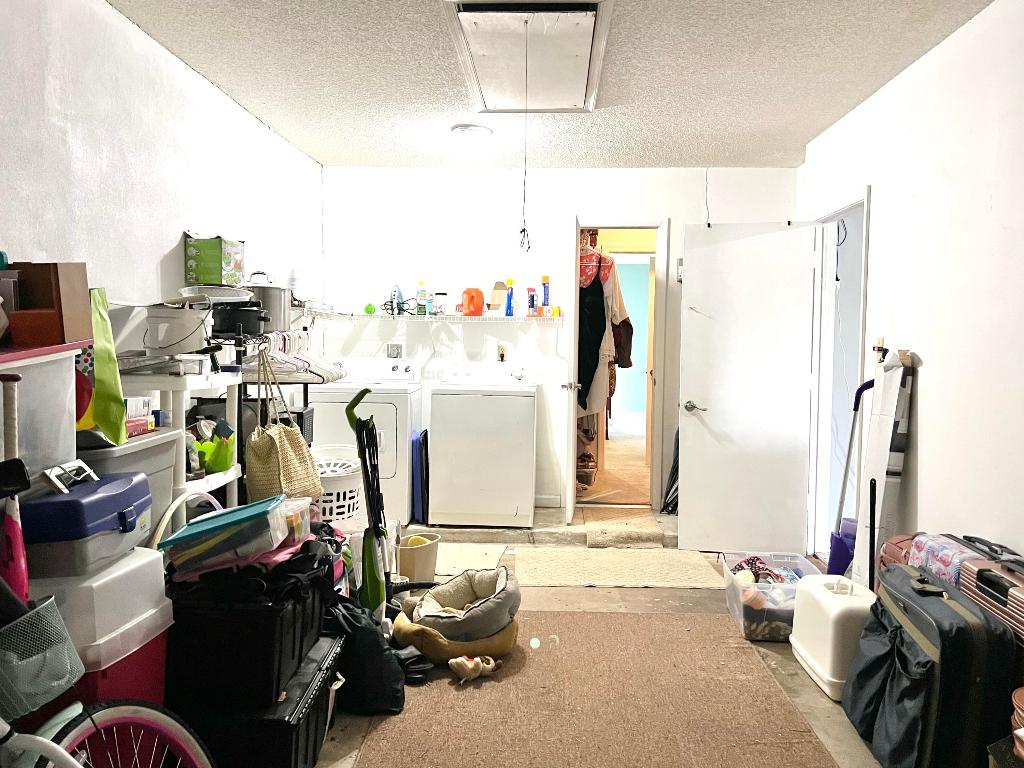 12813 Spinnaker Lane